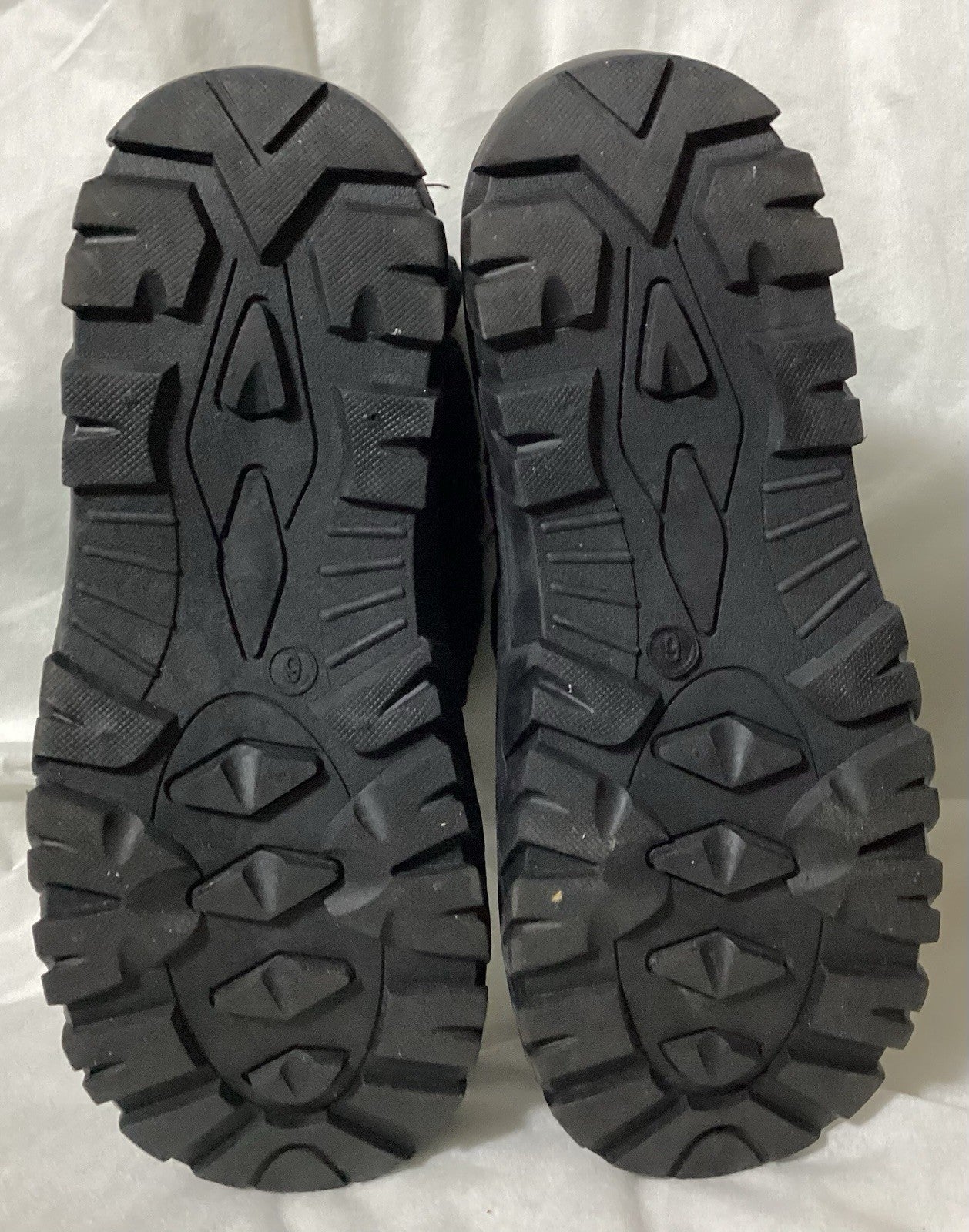 Themolite Black Winter Boots Sz Women 6