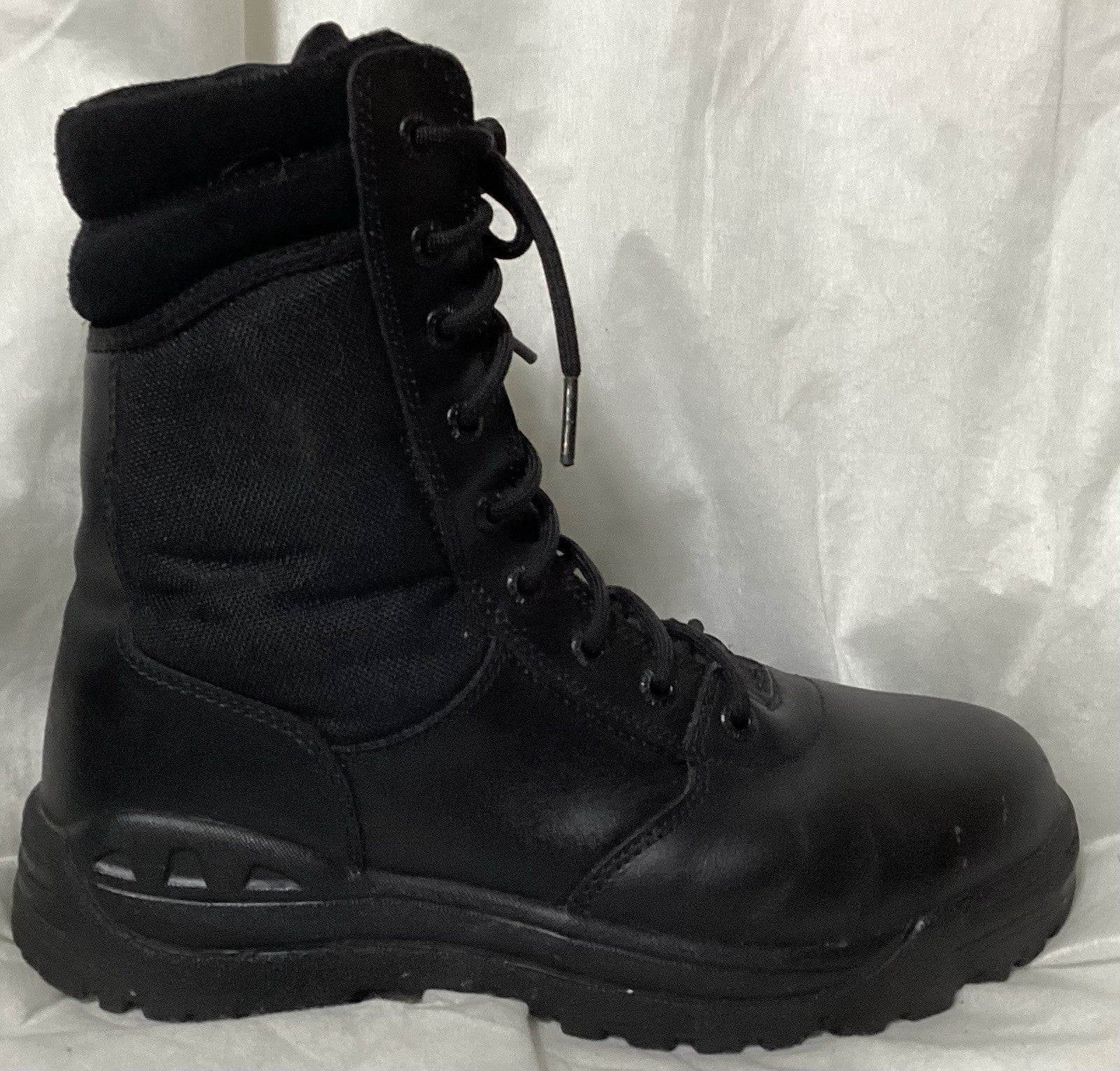 Magnum Stealth #5268 Black Leather Working Boots Sz 7.5