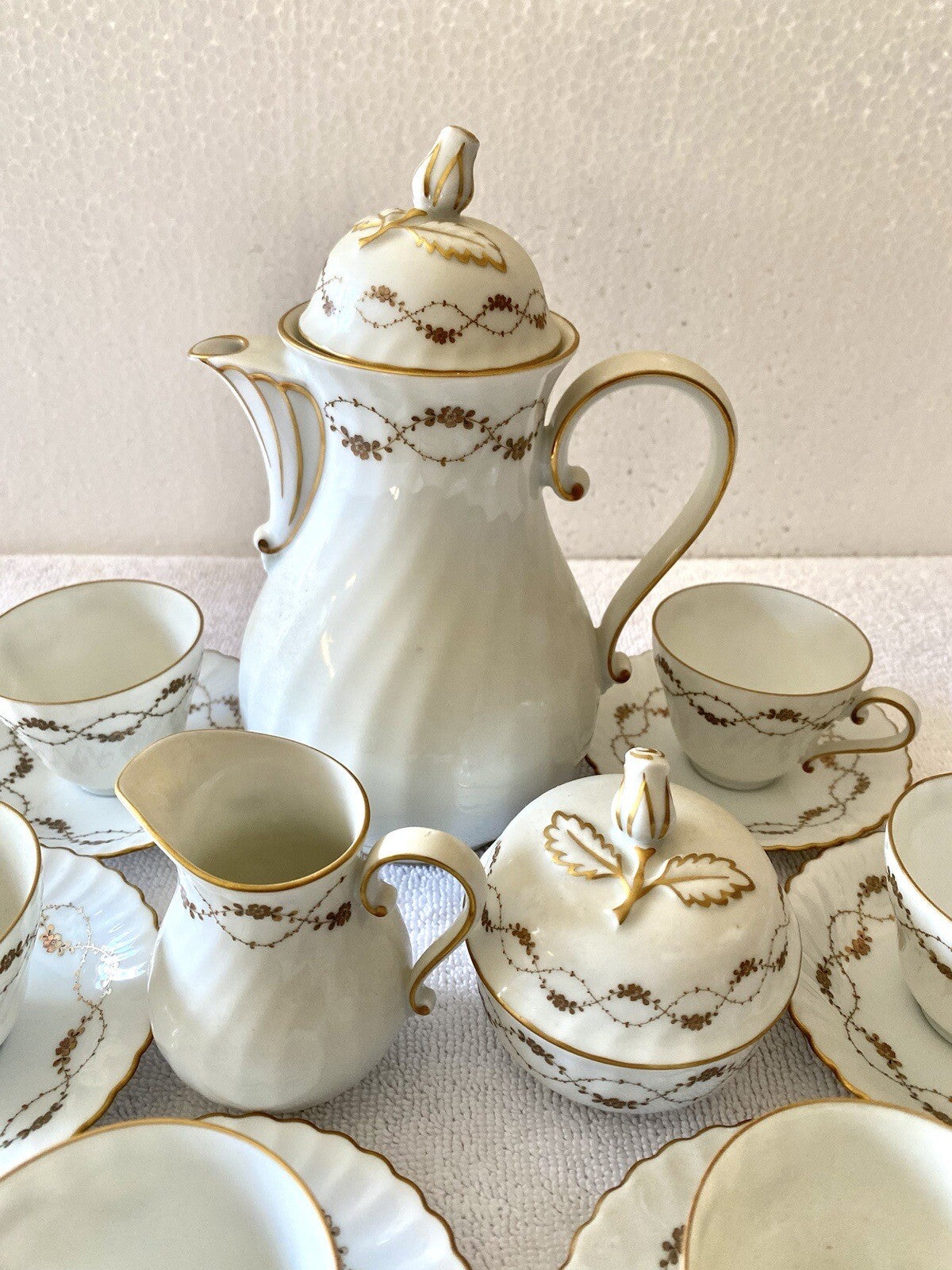 Alt Wein Kaiser Tea Set