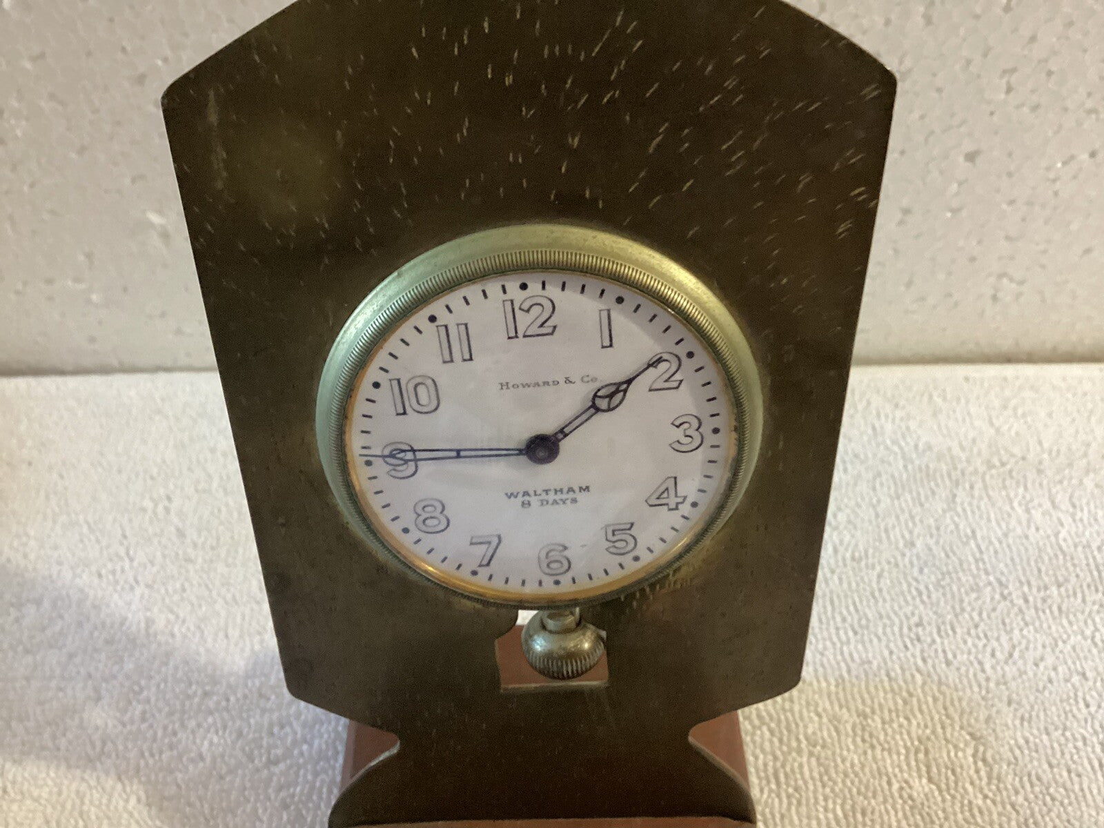 Howard & Co waltman 8 Days Desk Clock With Fountain Pen