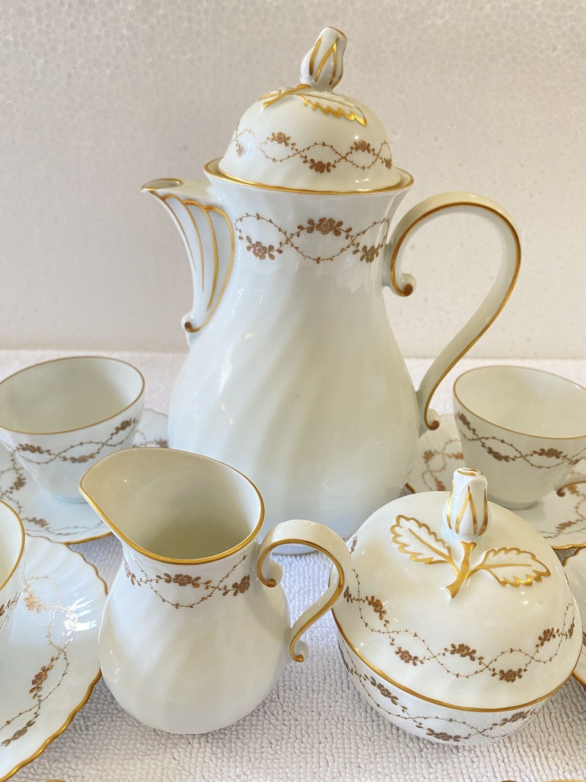 Alt Wein Kaiser Tea Set