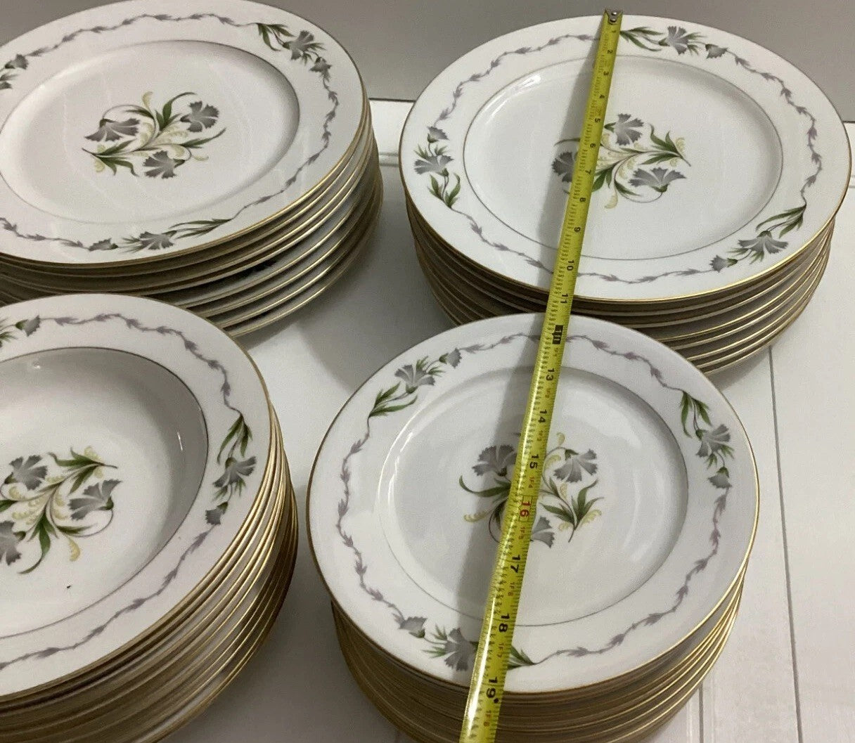 Vintage 93 Pcs Rosenthal Fantasia Fine China Dinner Set