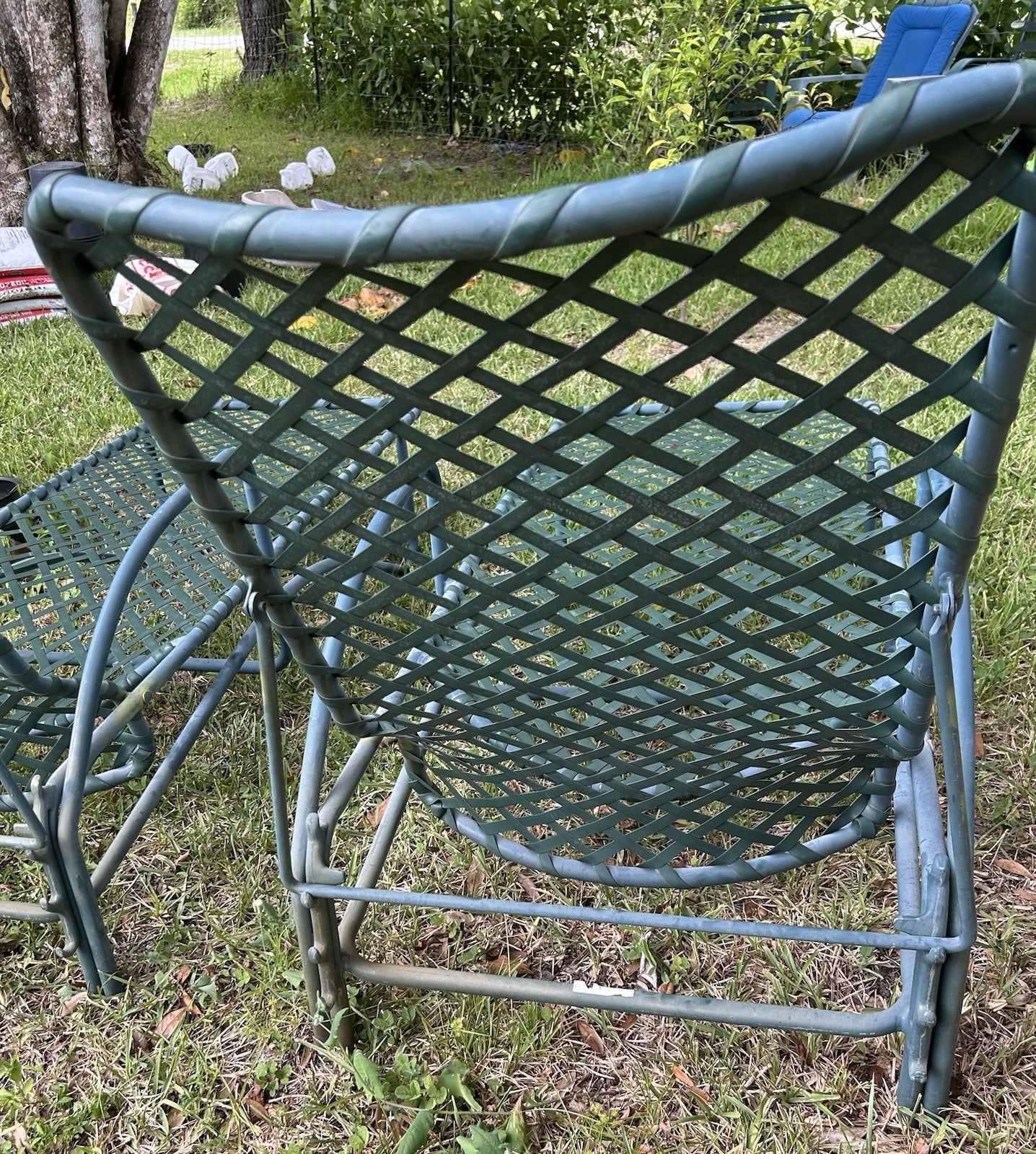 2 Brown Jordan Tamiami Green Lounge Chair 27Wx73Dx19H