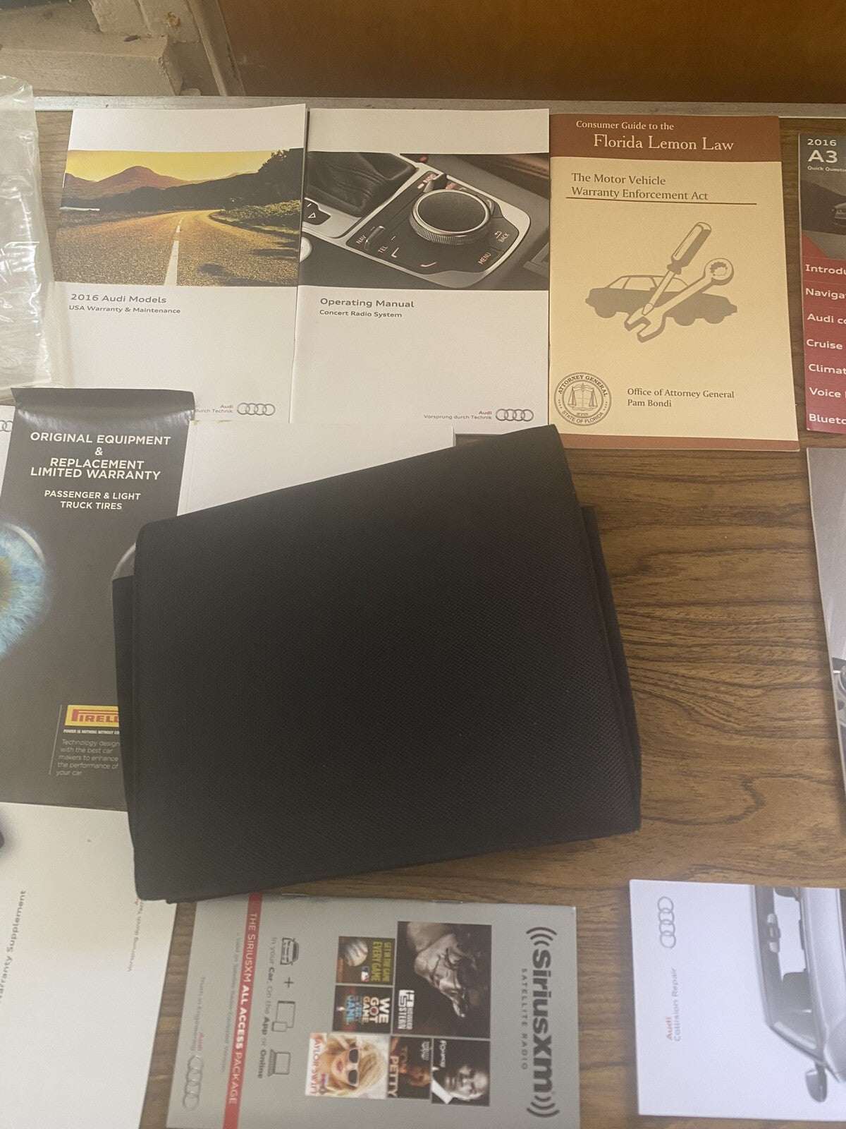Audi 2016-A3 Owner Manual