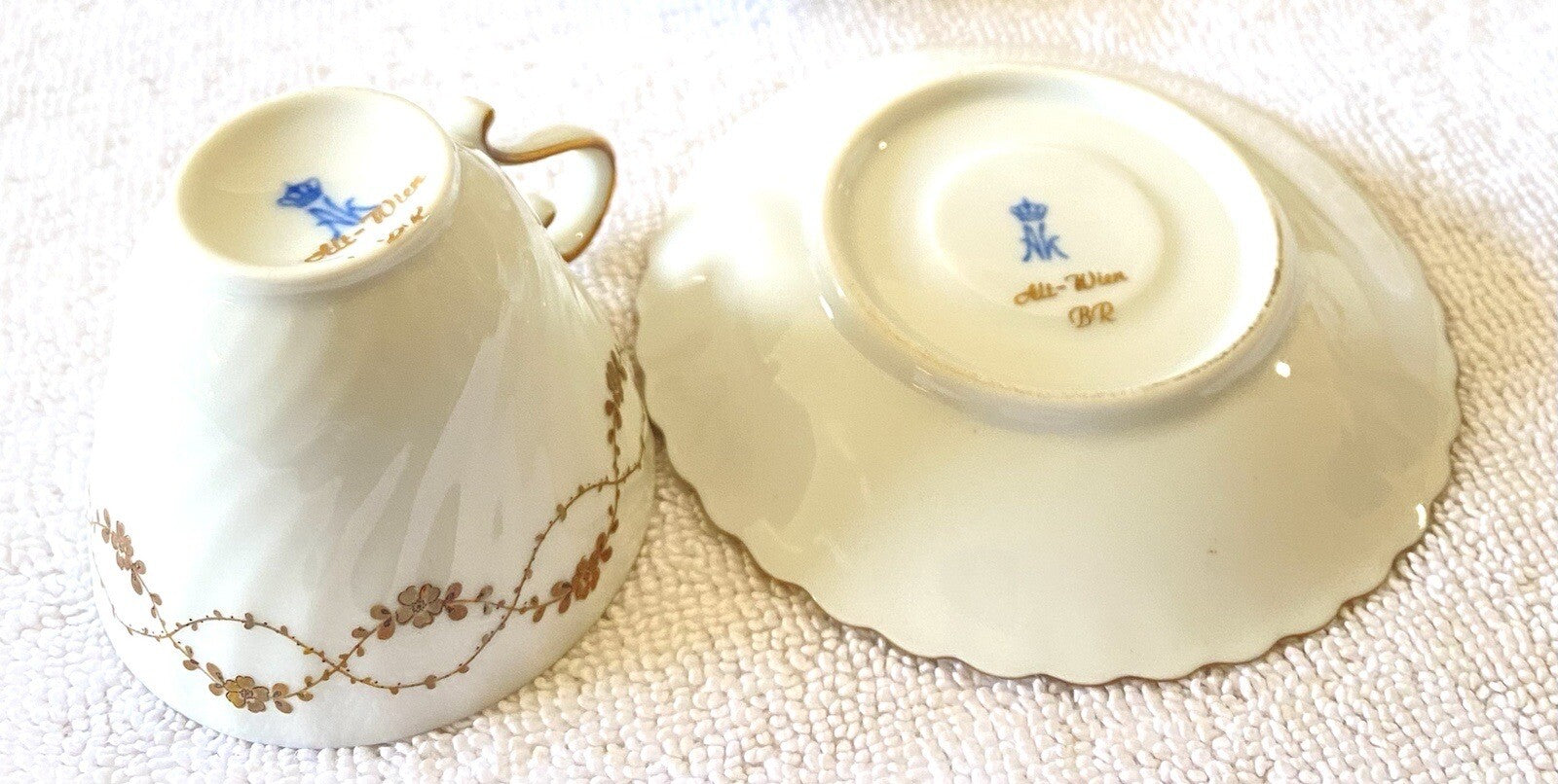 Alt Wein Kaiser Tea Set