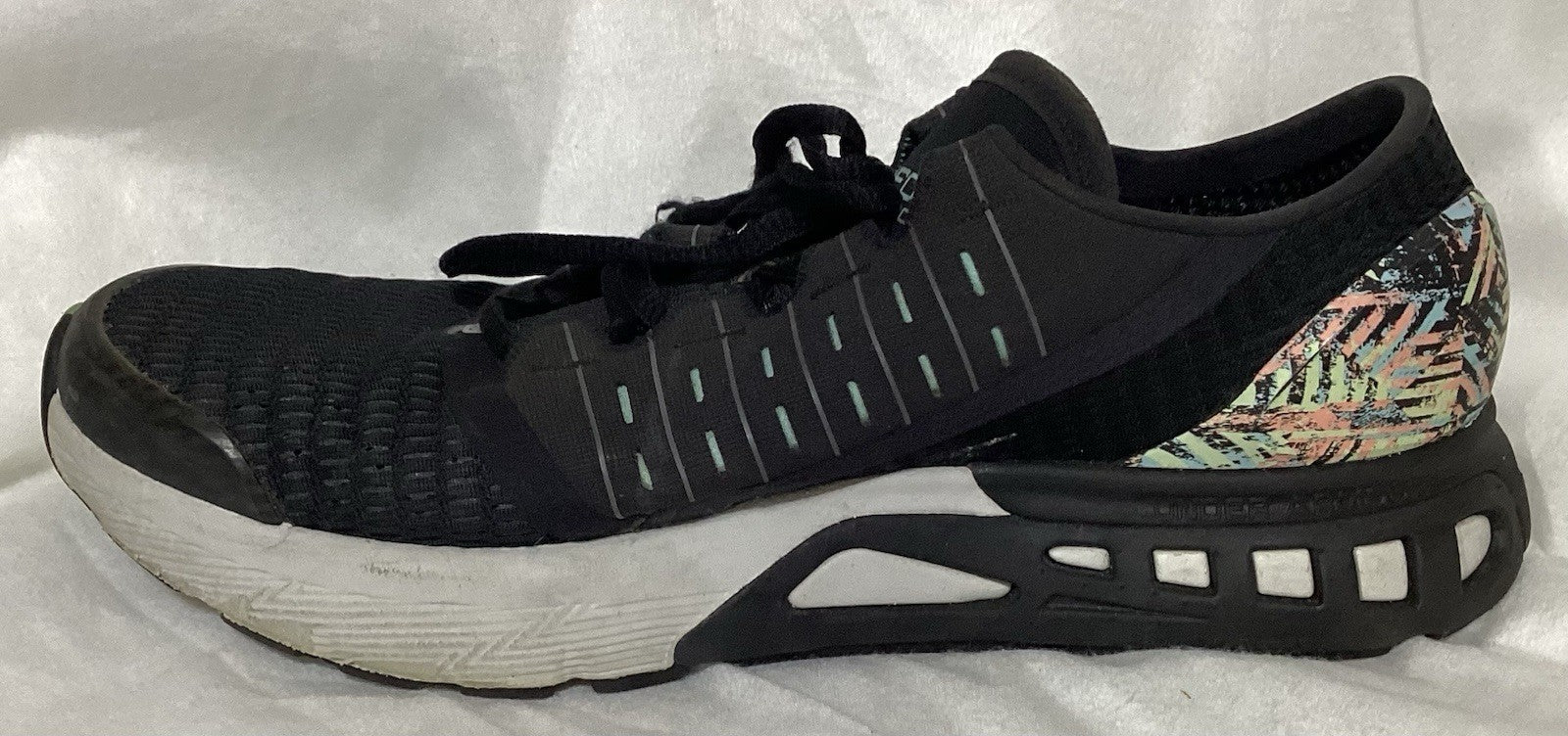 Under Armour Speedform Europa Men Sneakers Sz 9.5 Color Black