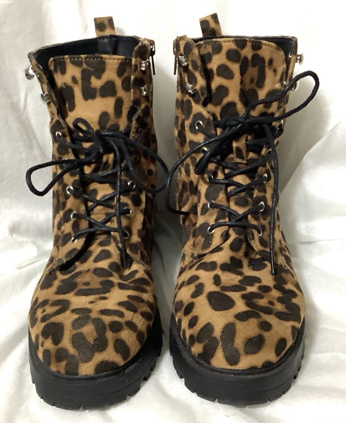 Wild Diva Animal Print Side Zipper Women Ankle Boots Sz 9