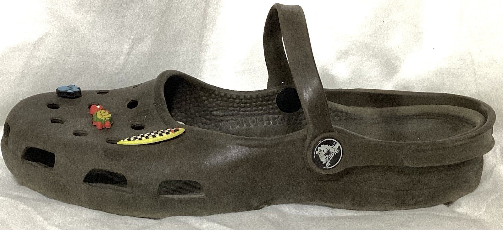Women Karin Khaki Crocs Sz 9
