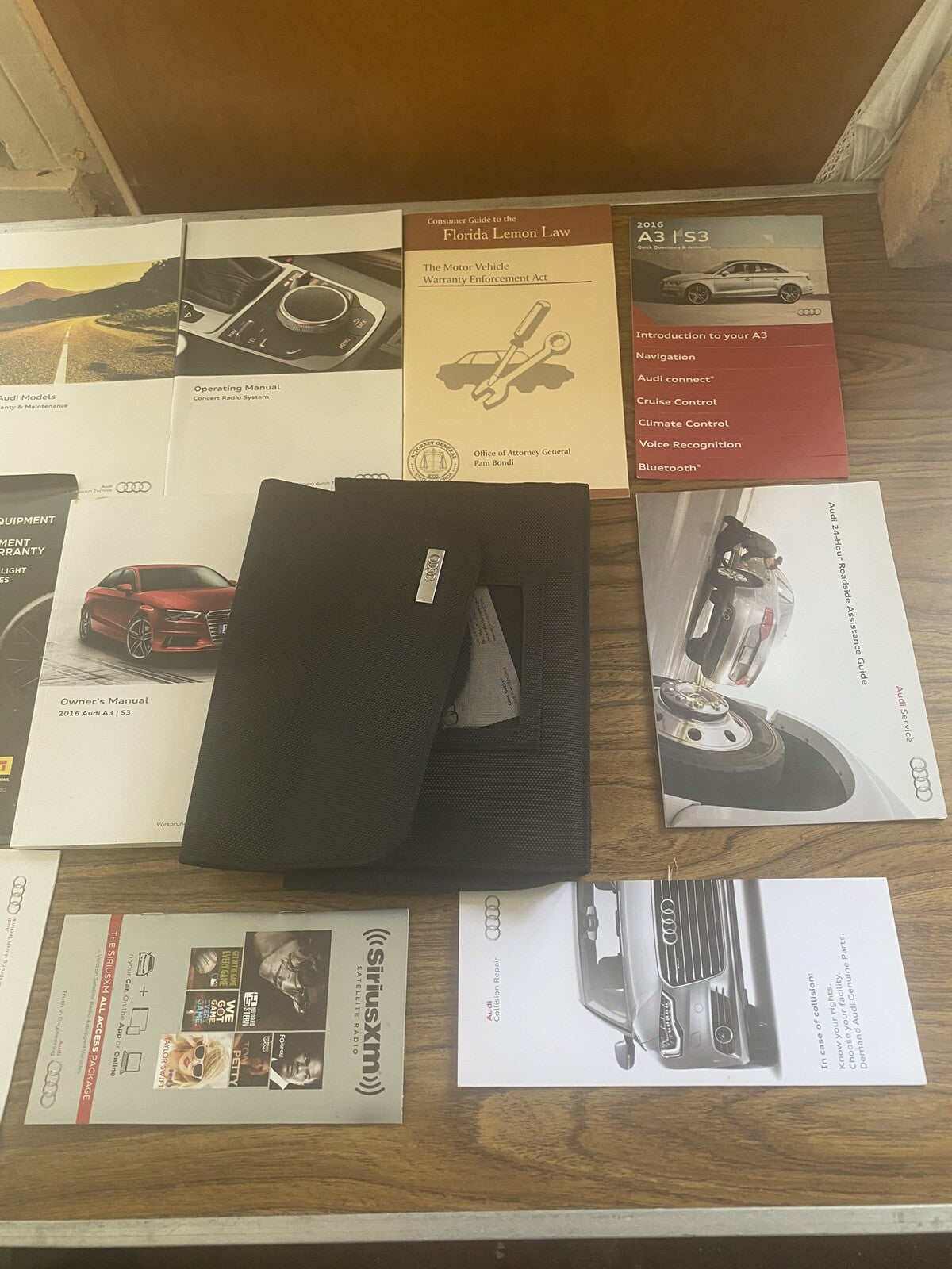 Audi 2016-A3 Owner Manual