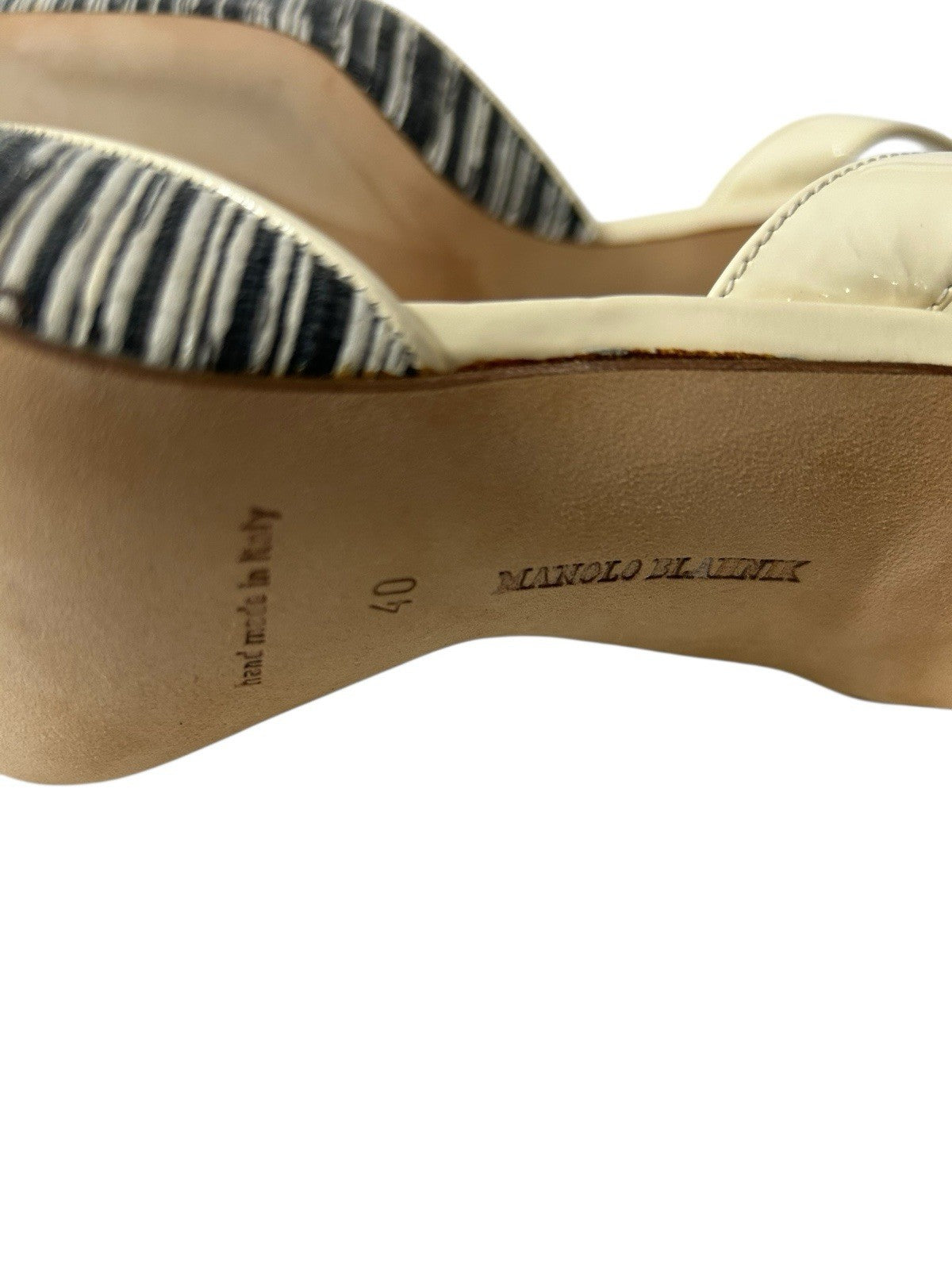 Manolo Blahnik Carolyne Striped Slingback Women Shoes Sz 40