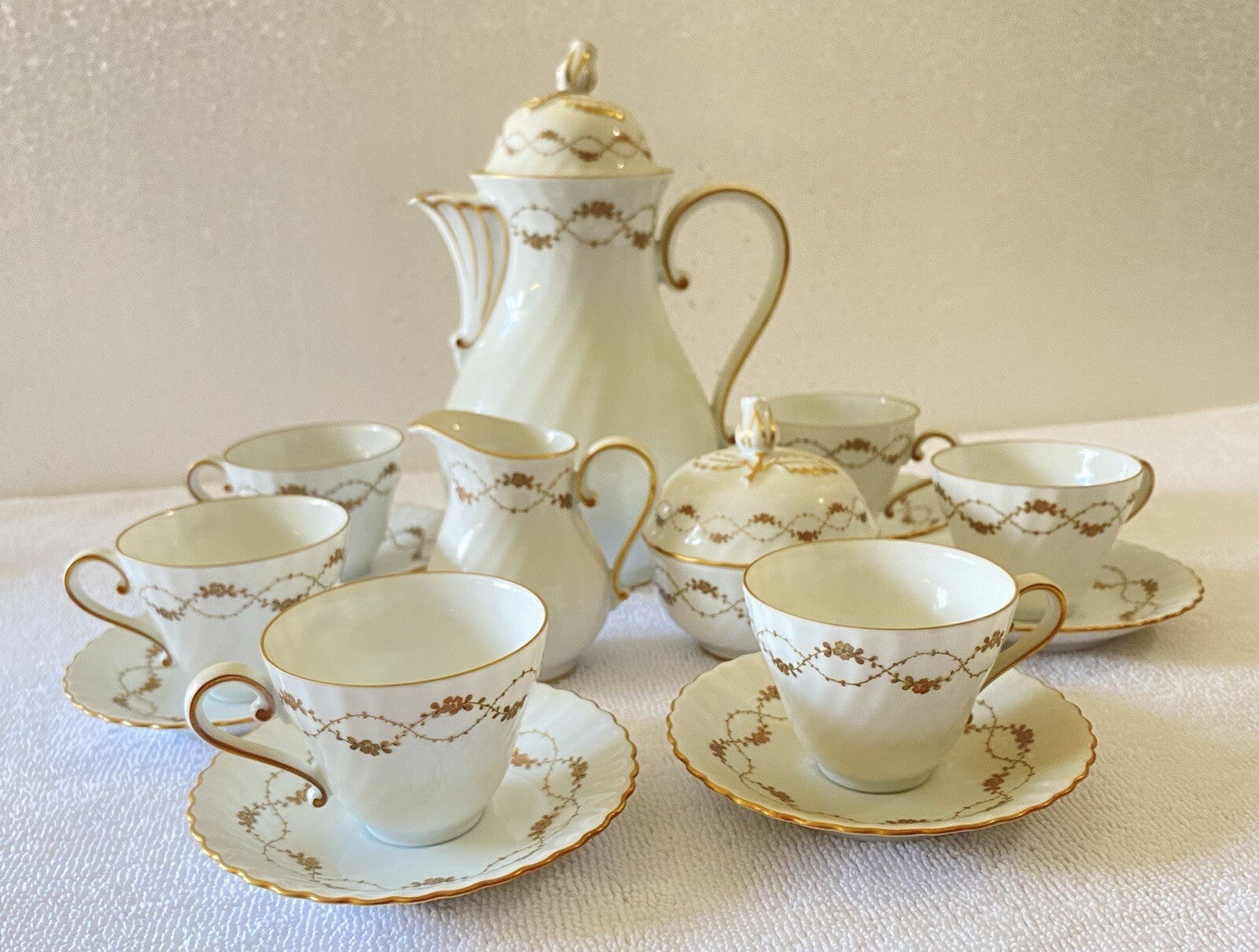 Alt Wein Kaiser Tea Set