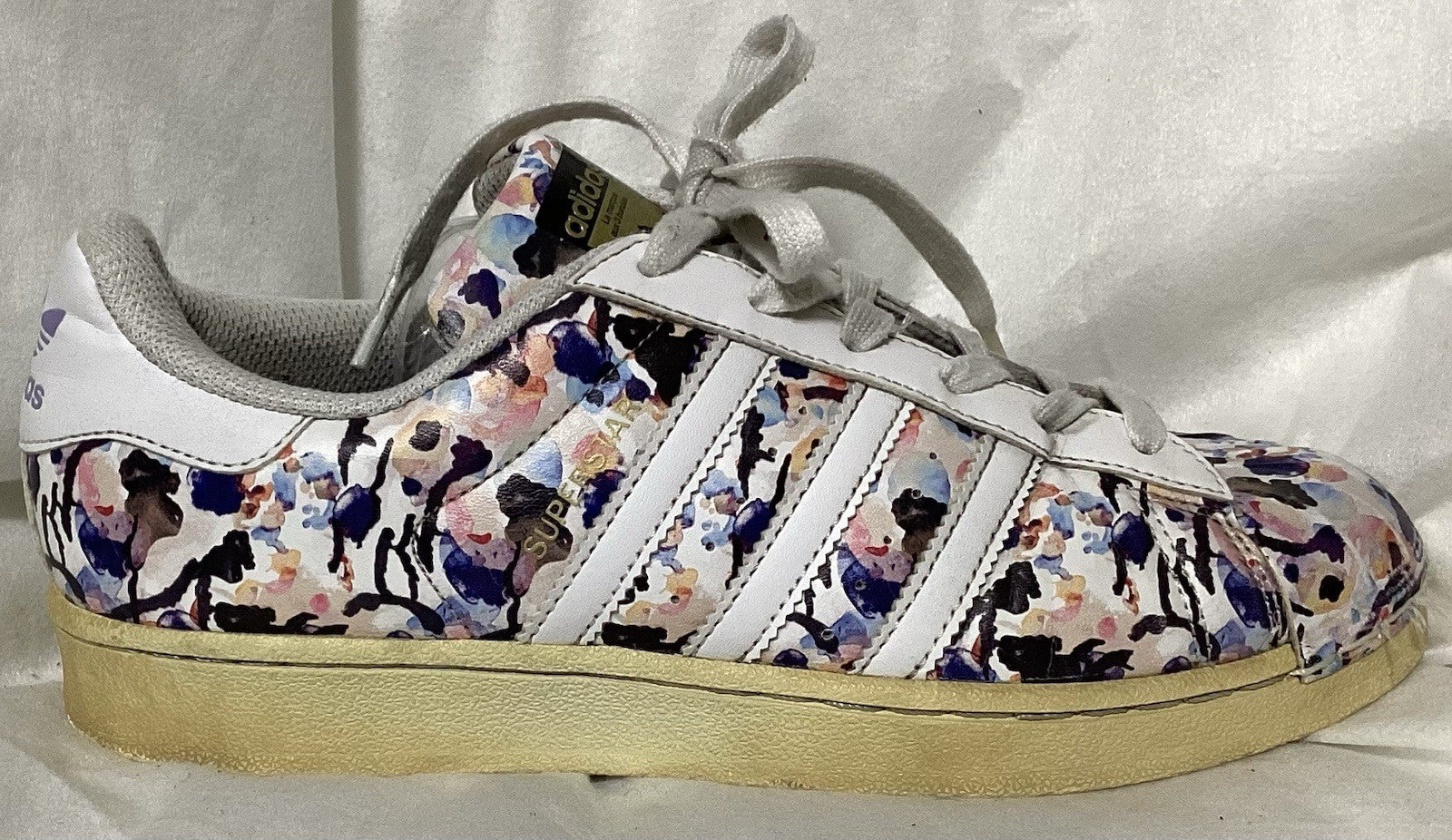 Adidas Superstar Floral Women Sneakers Size 6