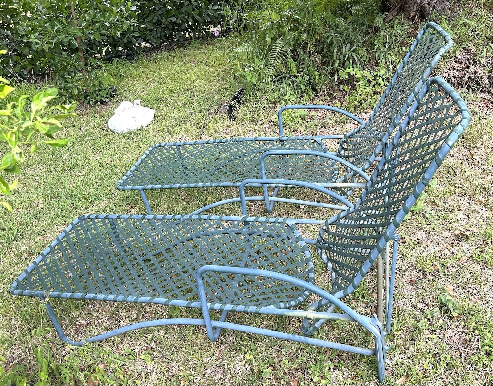 2 Brown Jordan Tamiami Green Lounge Chair 27Wx73Dx19H