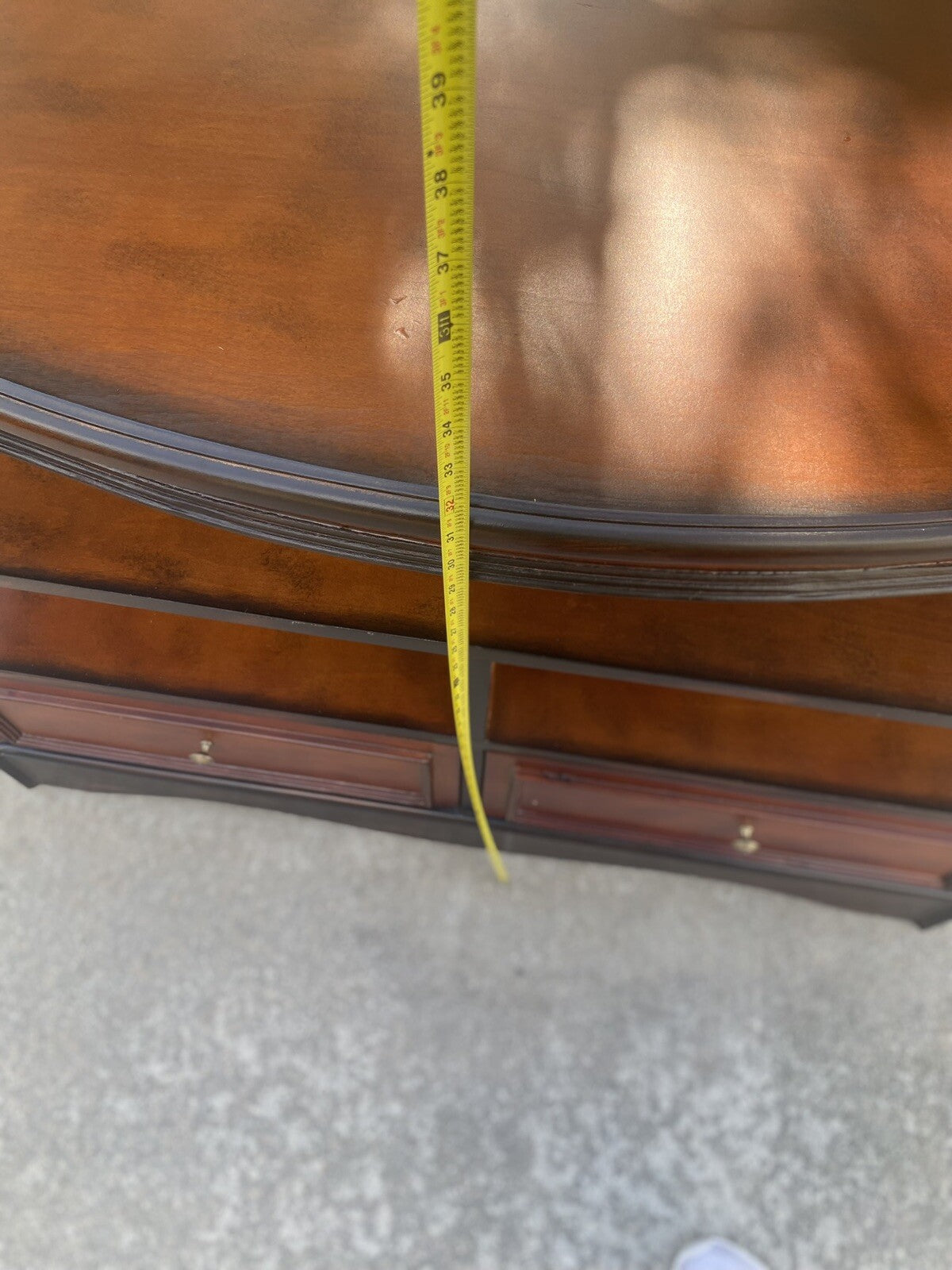 Wooden Étagère Cabinet