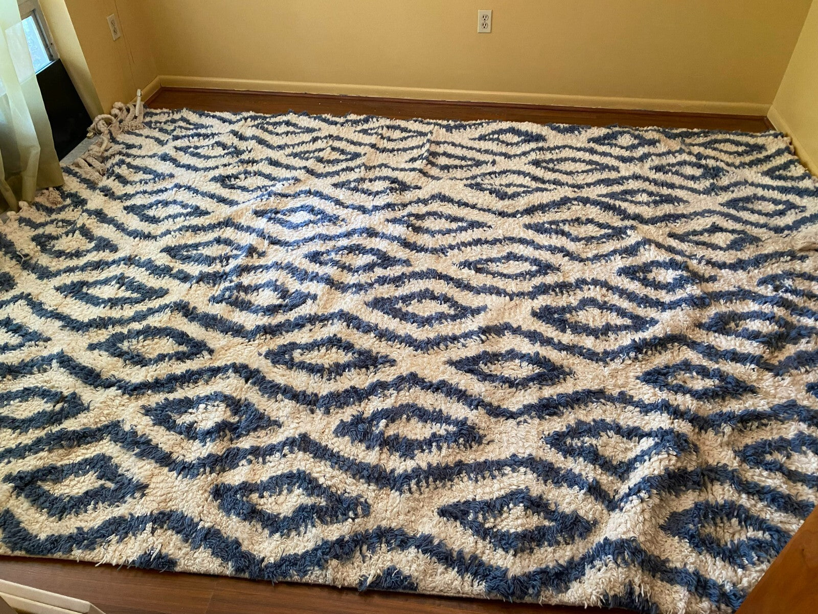 Large Blue White Moroccan Berber Shag 8'6