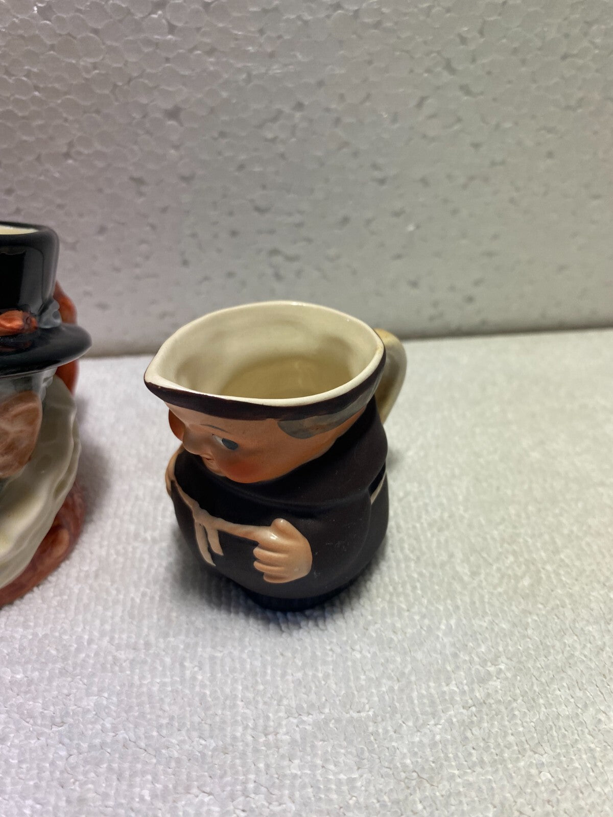 Vintage Royal Doulton/Goebel Toothpick Holder 4 Mini Jug Mugs