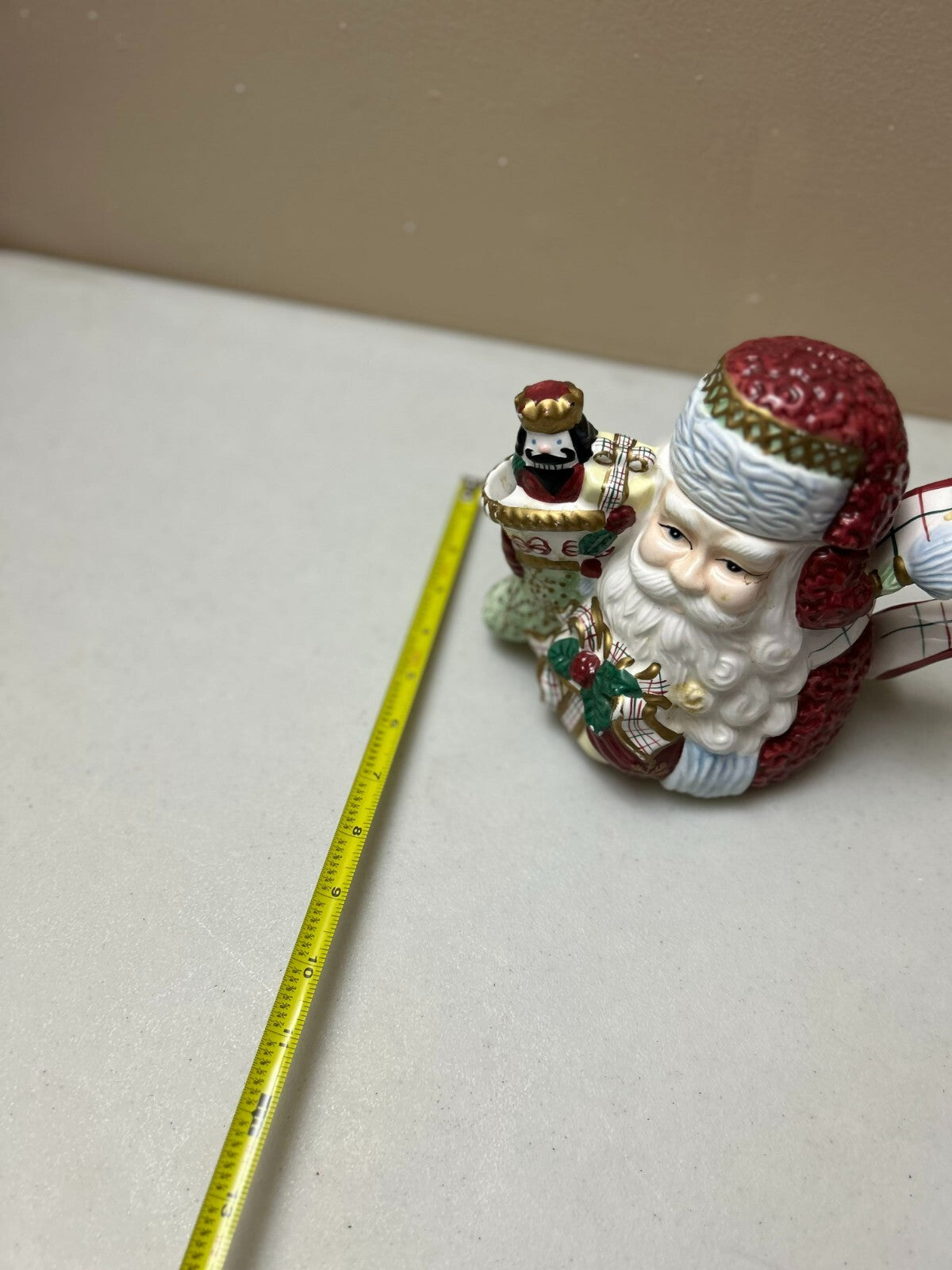 Holiday Christmas Theme Santa Clause Head Figure Small Tea Pot With Lid