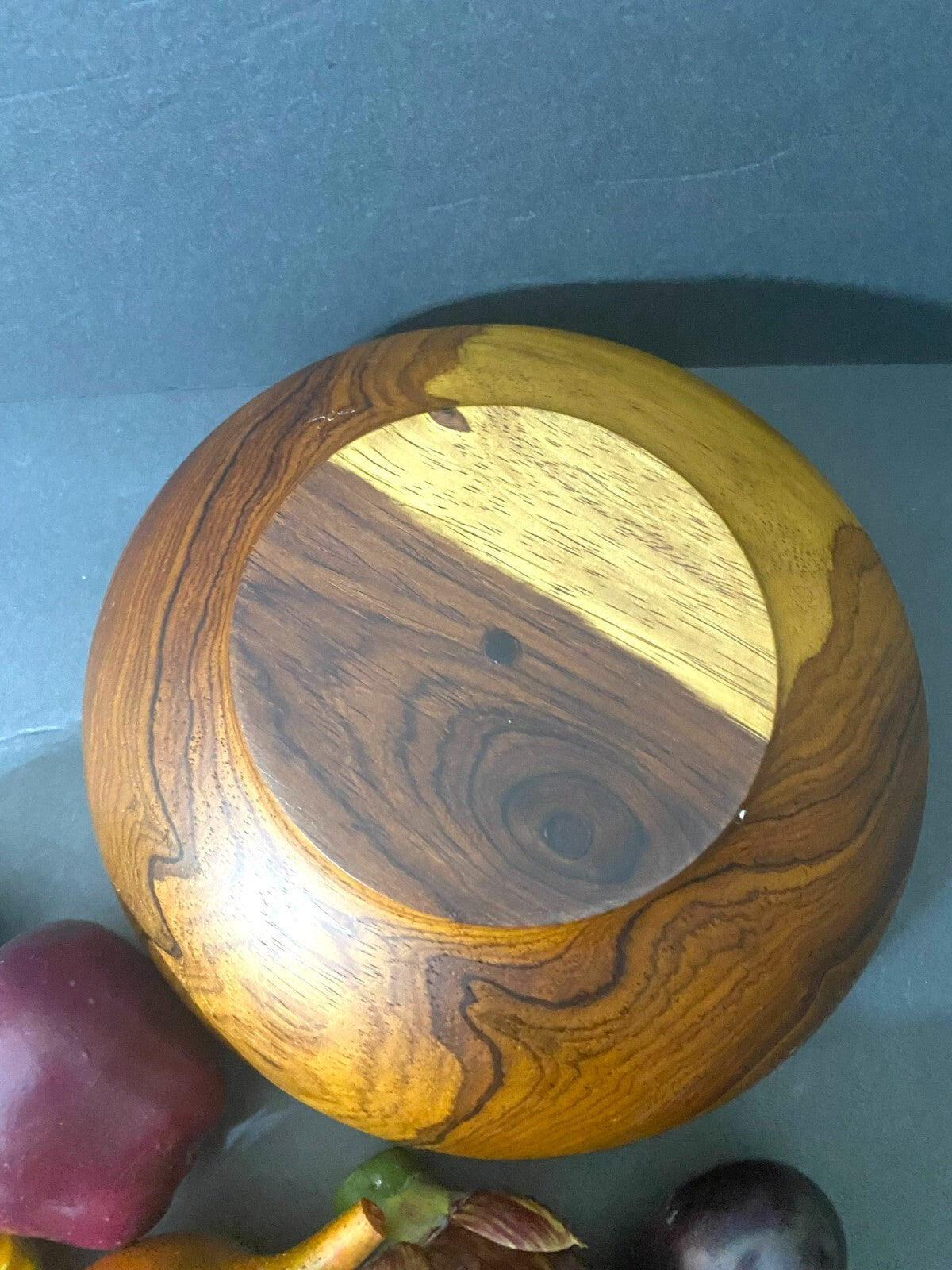 Decorative Wooden Bowl And 11 Pieces Various Fruits