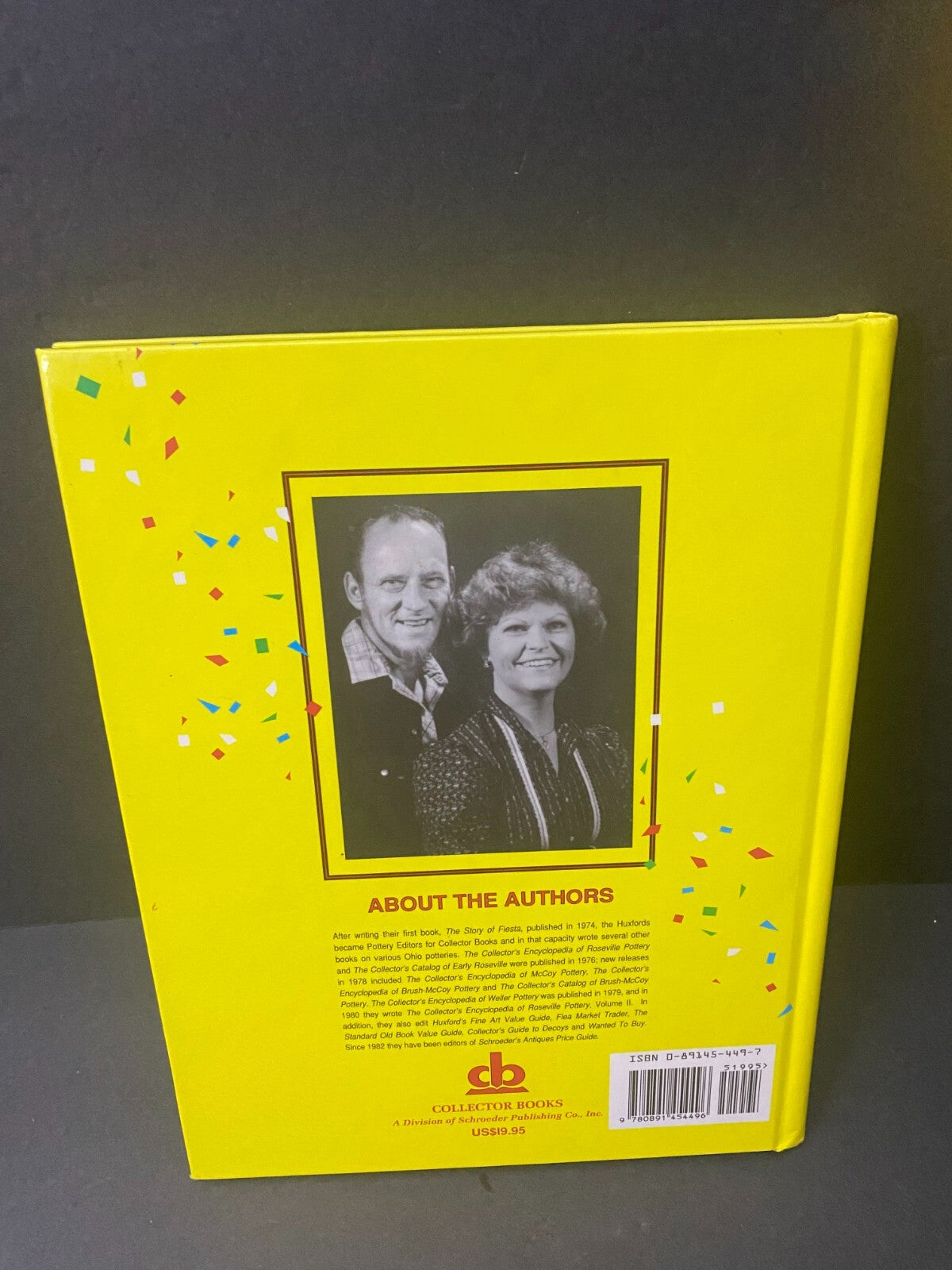 Collector's Encyclopedia of Fiesta: Plus Harlequin, Riviera, And Kitchen Kraft