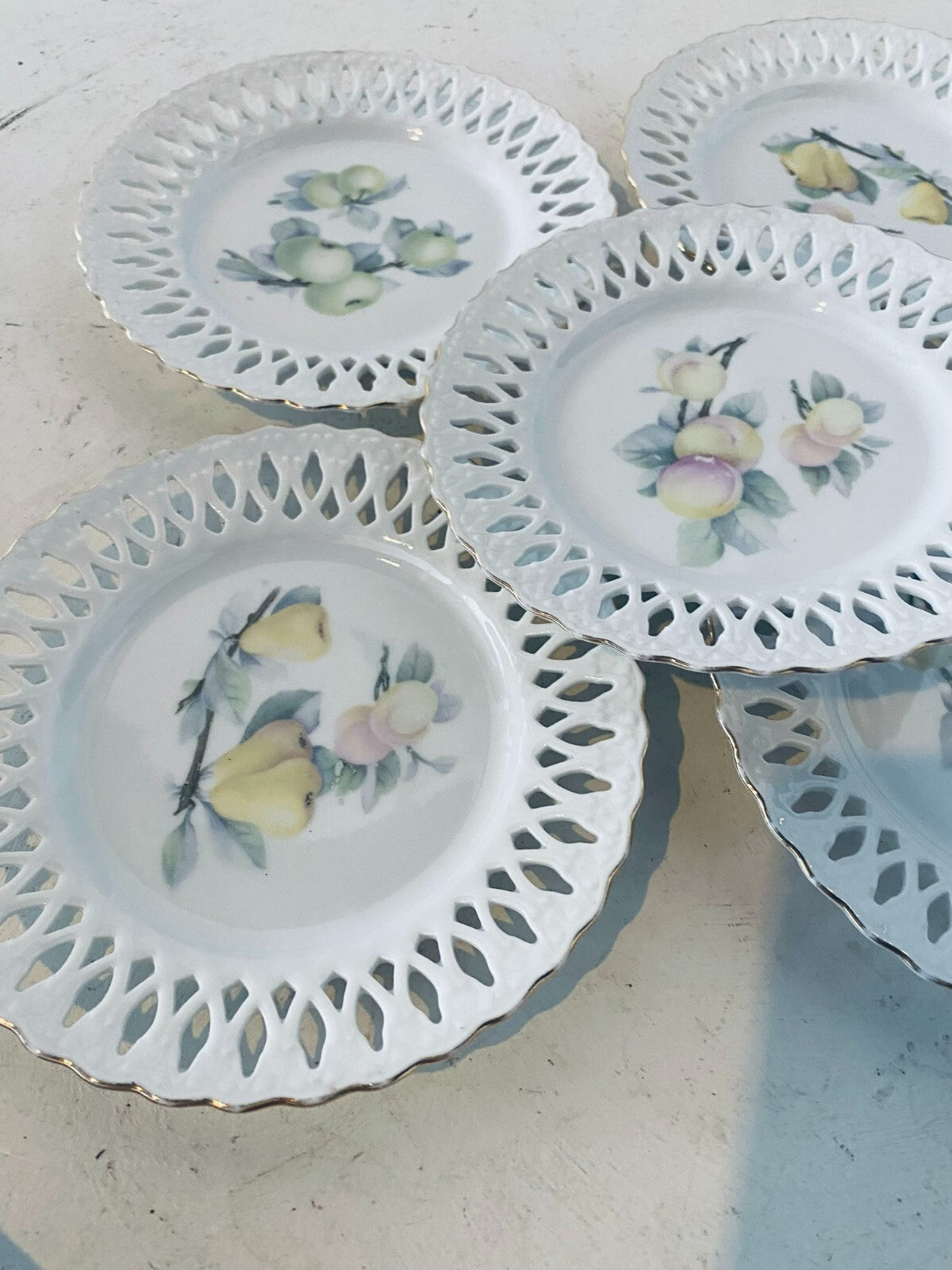 Lot Of 5 White Assorted Fruits Design Round Shaped Lattice Plates