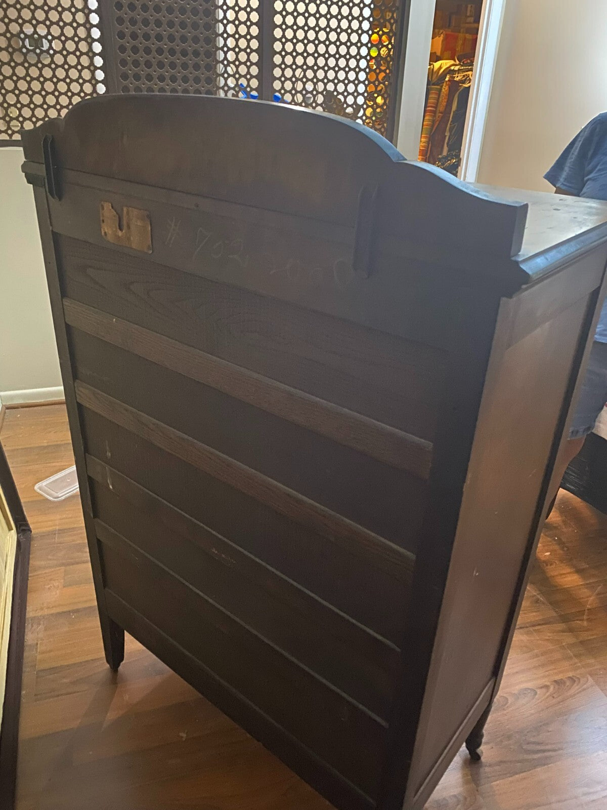 Vintage Keystone Furniture Co Brown Solid Wooden Footed 5 Drawer Dresser