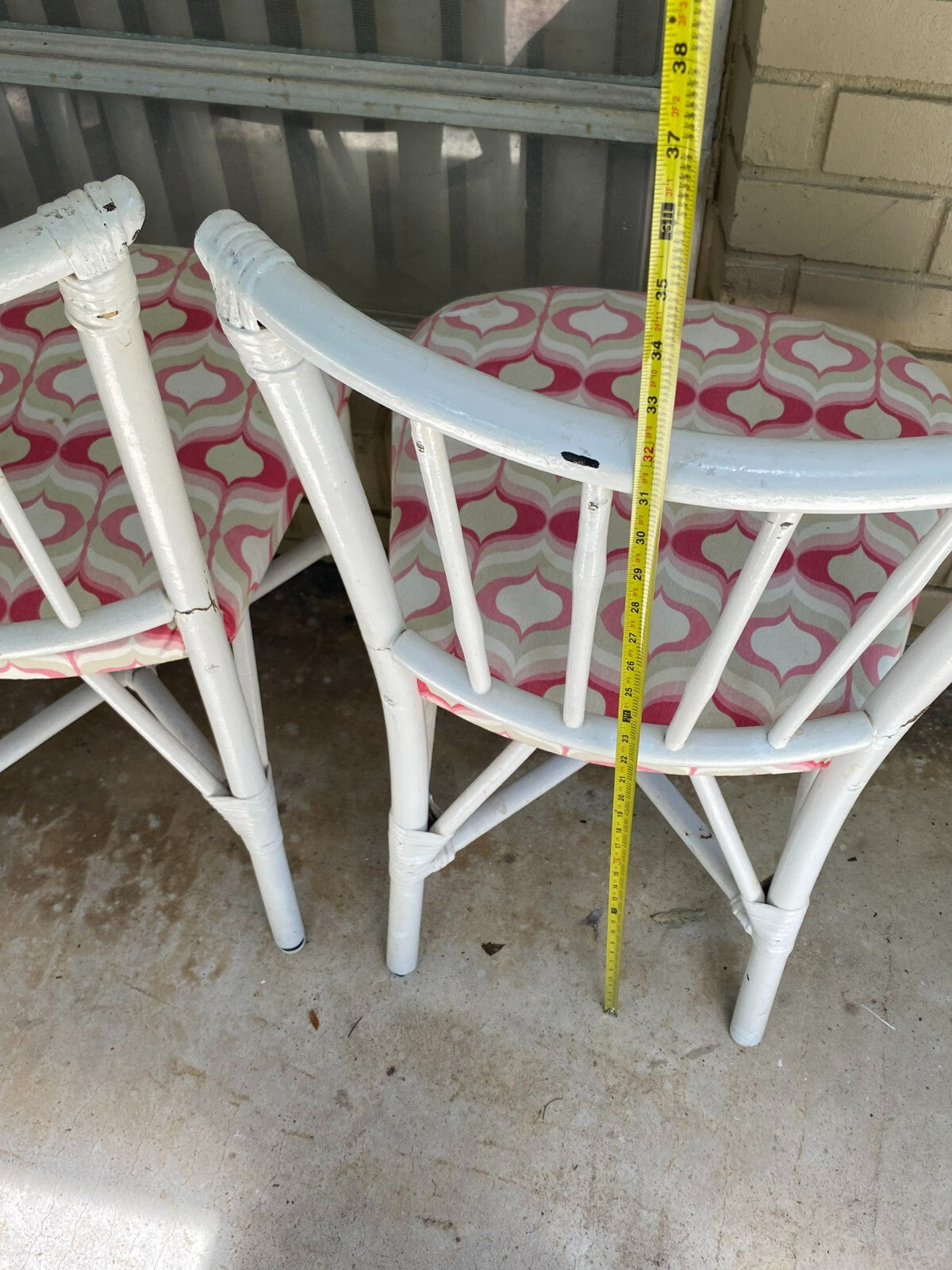Set Of 3 White Bamboo Dining Chairs With Pink & White Cushions 32.5 X 16 Inches