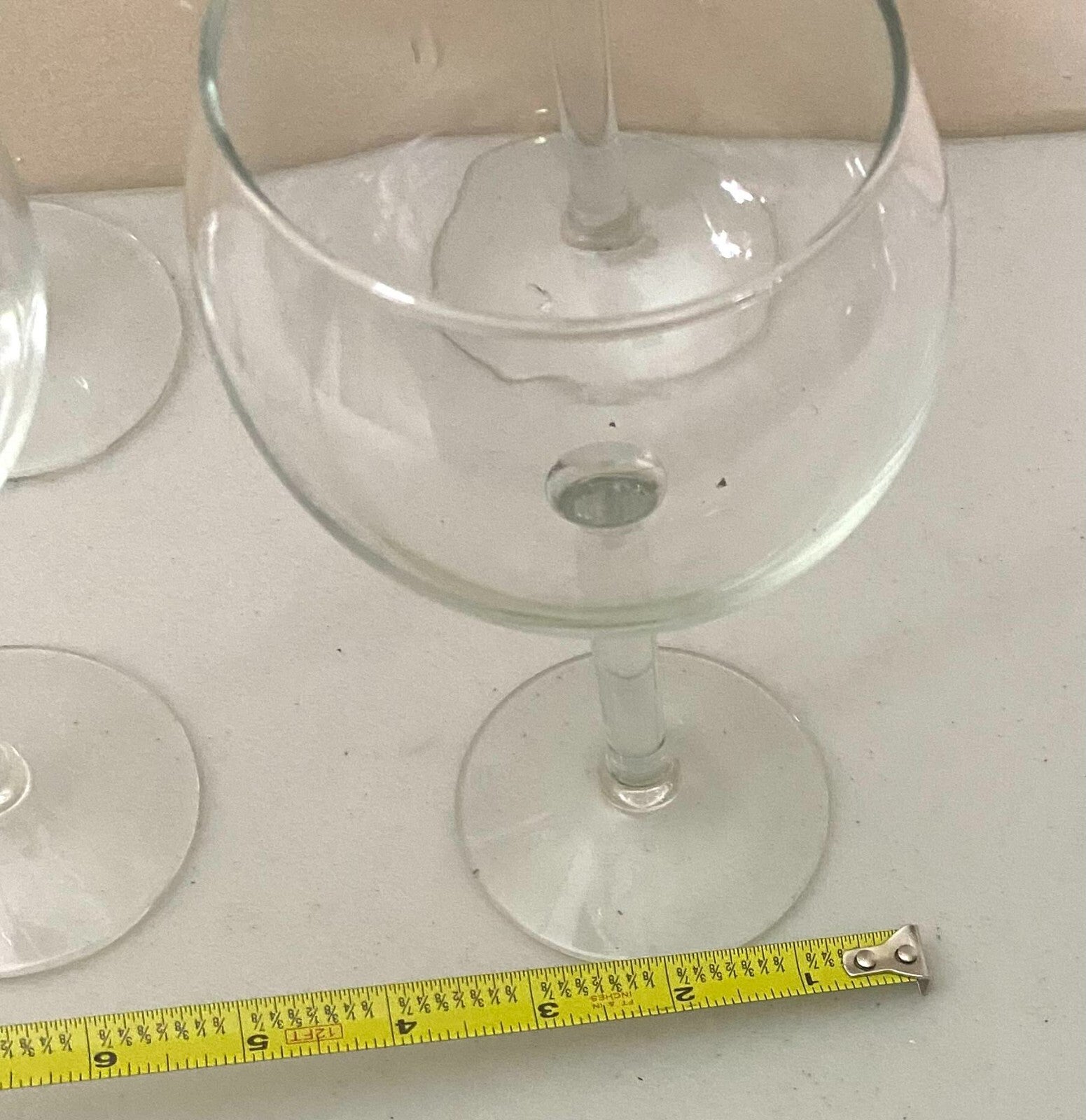 Lot Of 4 Wine Glasses 7 x 5 Inches