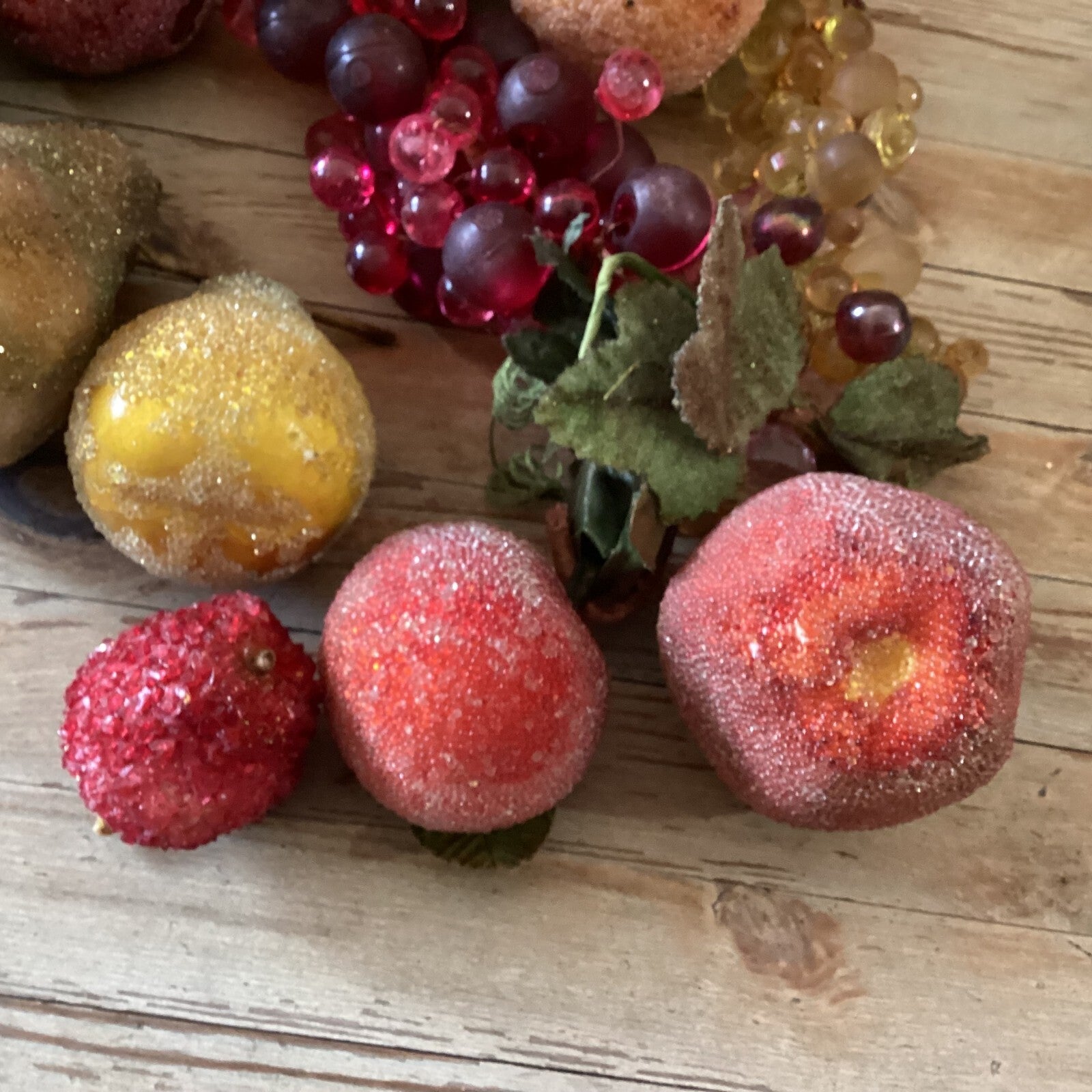 Assorted Kitchen And Dining Table Decoration Centerpiece Frosted Fruits 12 Pcs
