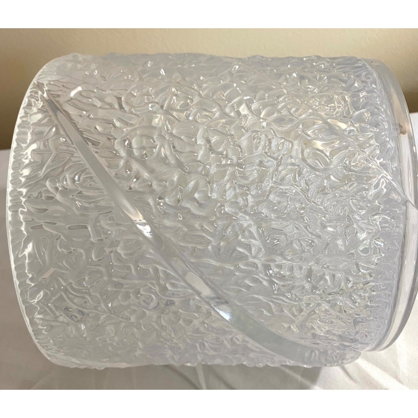 Vintage Hinge Texture Lucite Ice Bucket