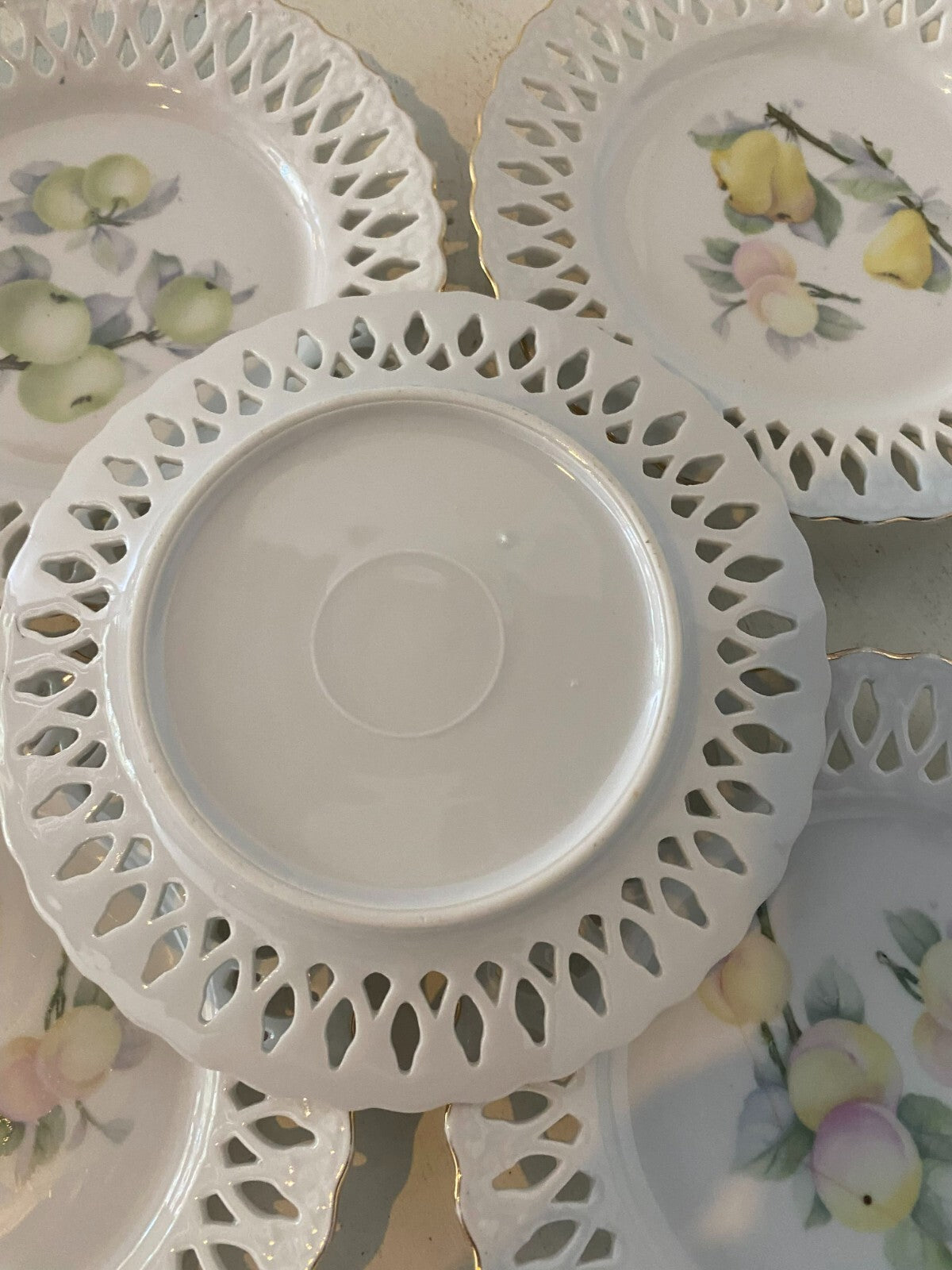 Lot Of 5 White Assorted Fruits Design Round Shaped Lattice Plates