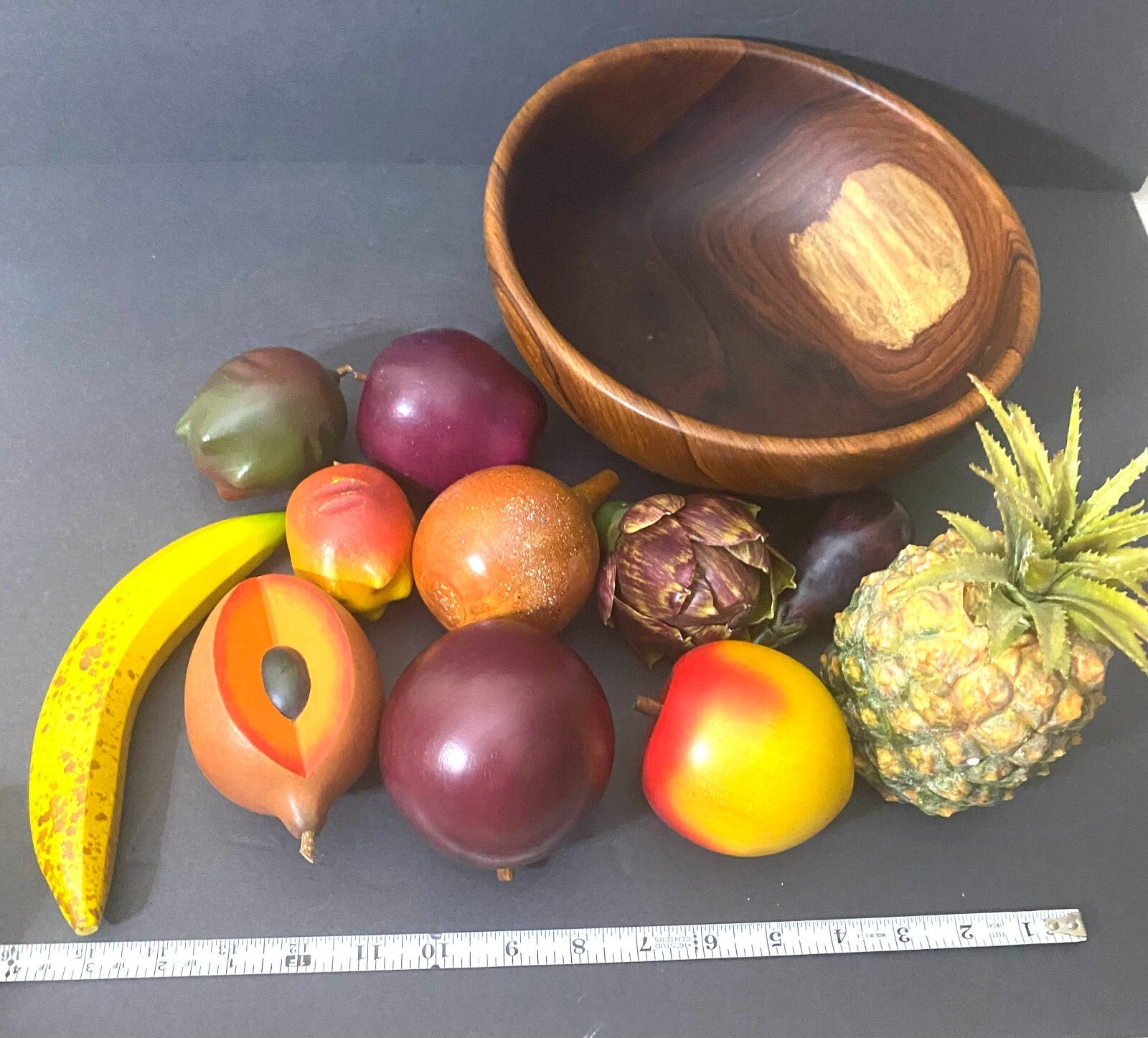 Decorative Wooden Bowl And 11 Pieces Various Fruits