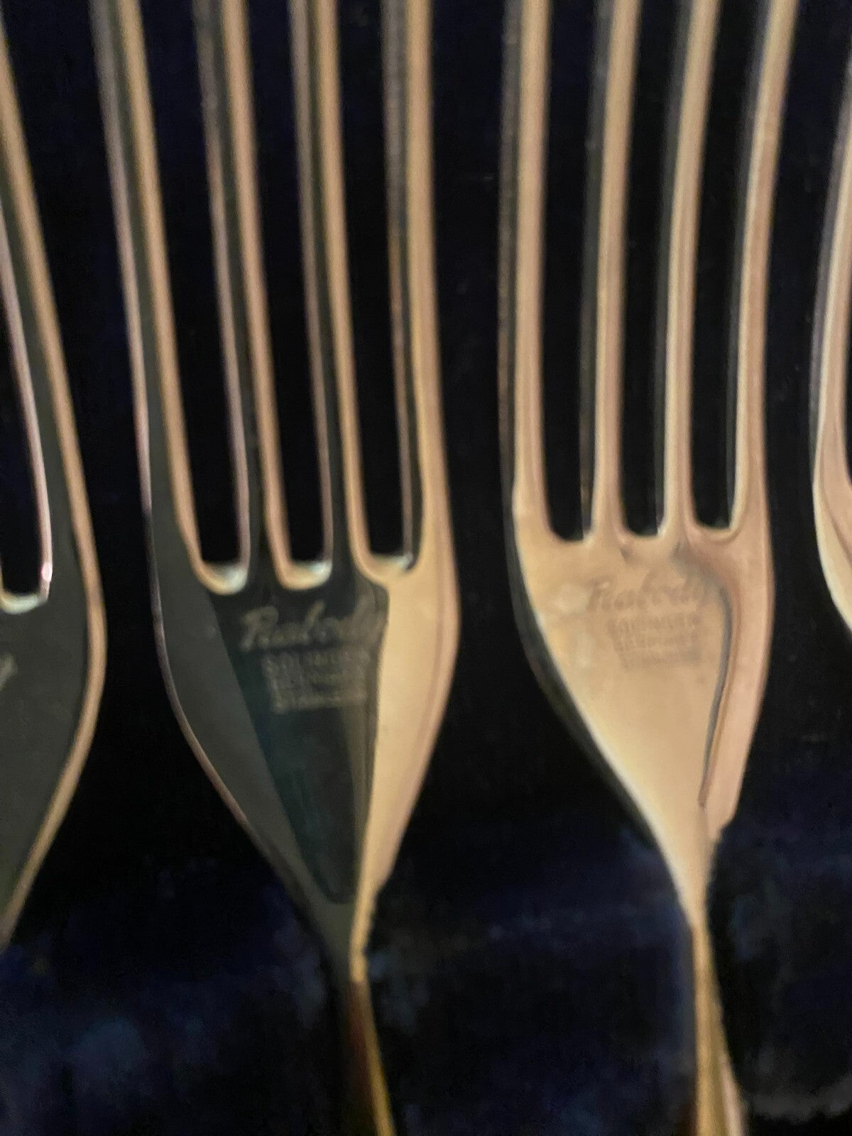 Walcraft Cutlery 12 Pieces Of Black Handel & Silver Fork And Knife Set With Box