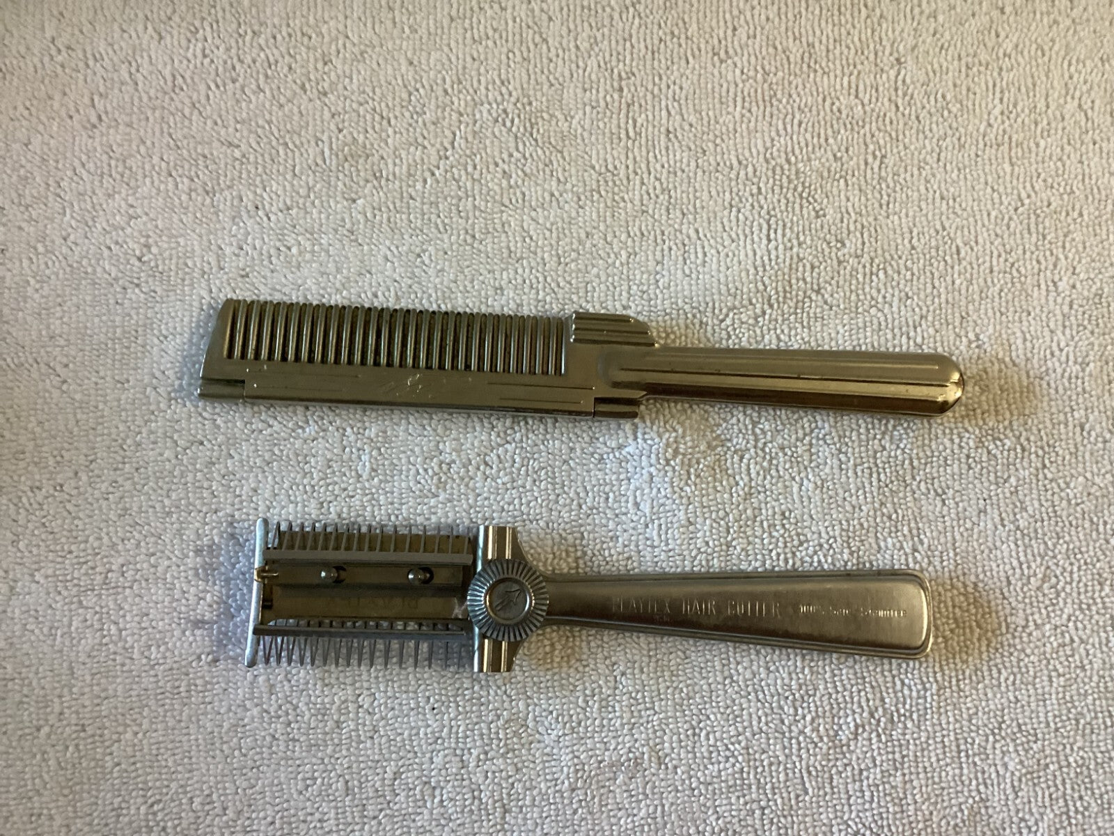 Vintage Set Of 2 Mens Lite Wave Comb Steel And Playtex Hair Cutter