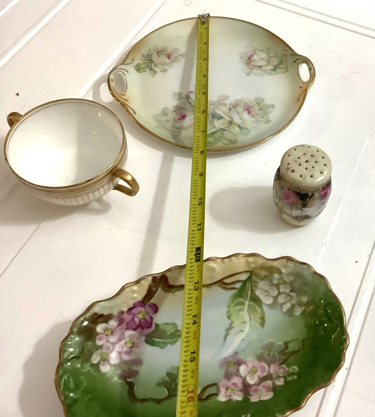 Assorted Antique 4 pcs kitchenware (Tray, Dish Plate, Soup Bowl, Pepper Shaker)