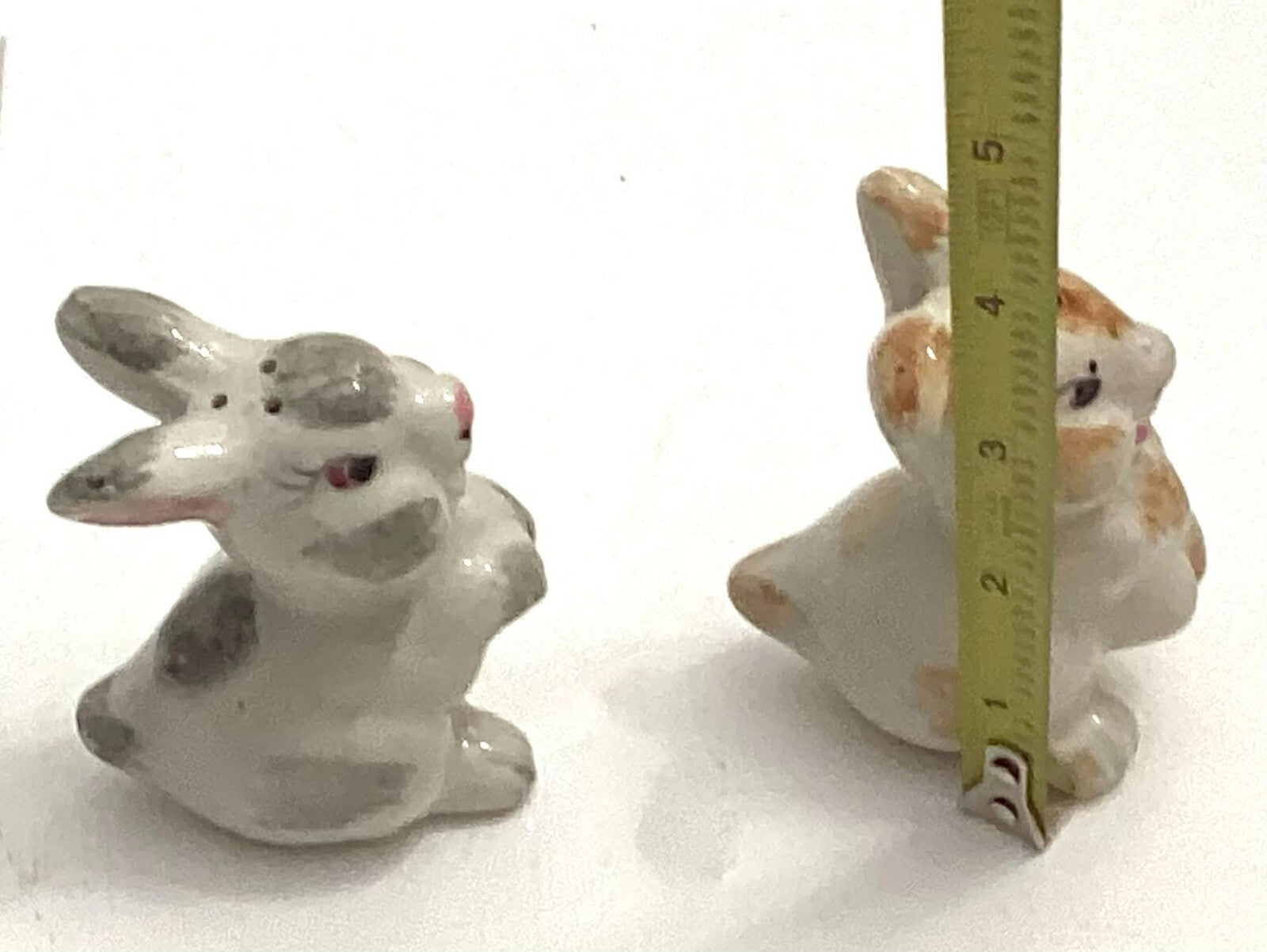 Set Of 2 Vintage Rabbit Shaped Salt And Pepper Shakers