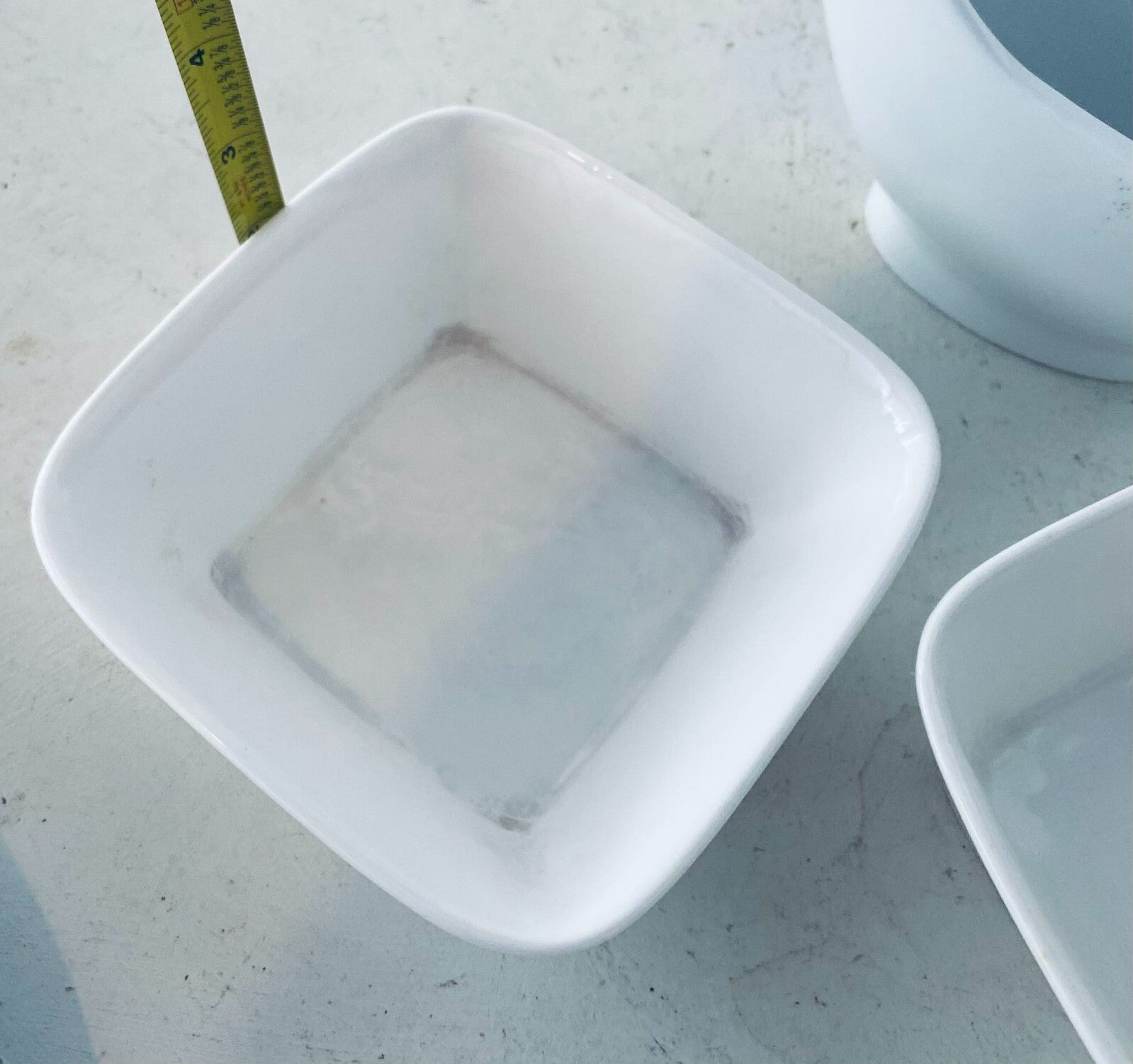 Kohls Gravy Boat And 2 Square Pieces 10 Strawberry Street Square Bowls - White