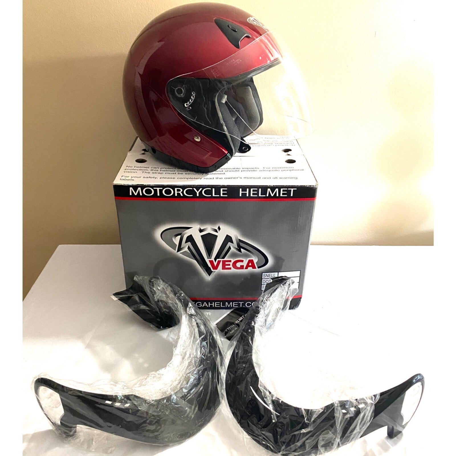 Vega Motocycle Helmet new boxed Color Candy red sz XL