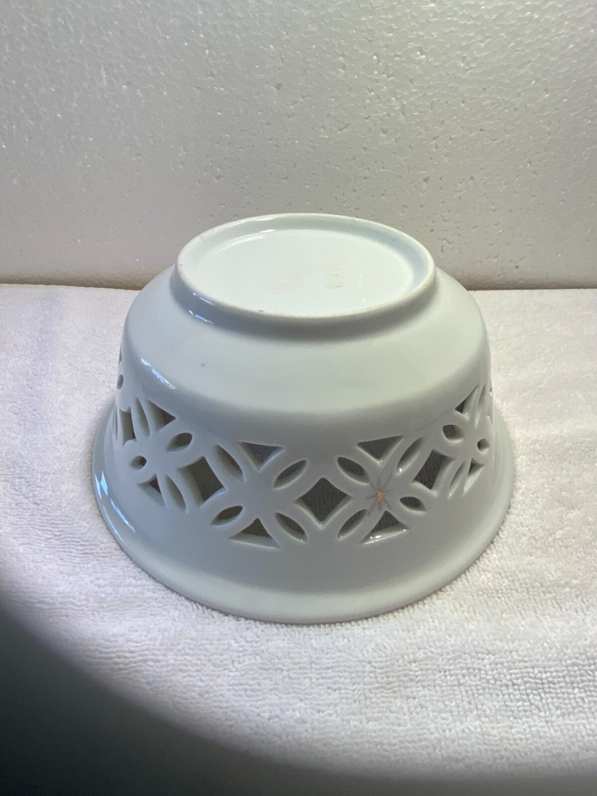 Vintage Rare Reticulated 1960 Imari Bowl