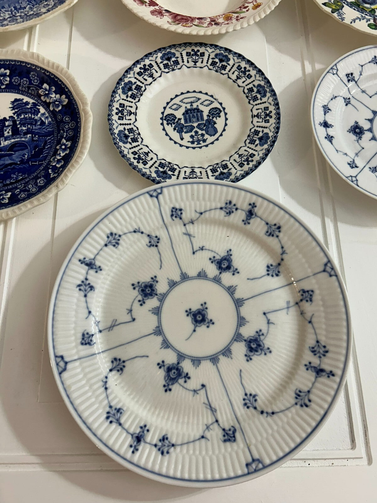 Lot Of 7 Various Assorted Fine China Porcelain Plates