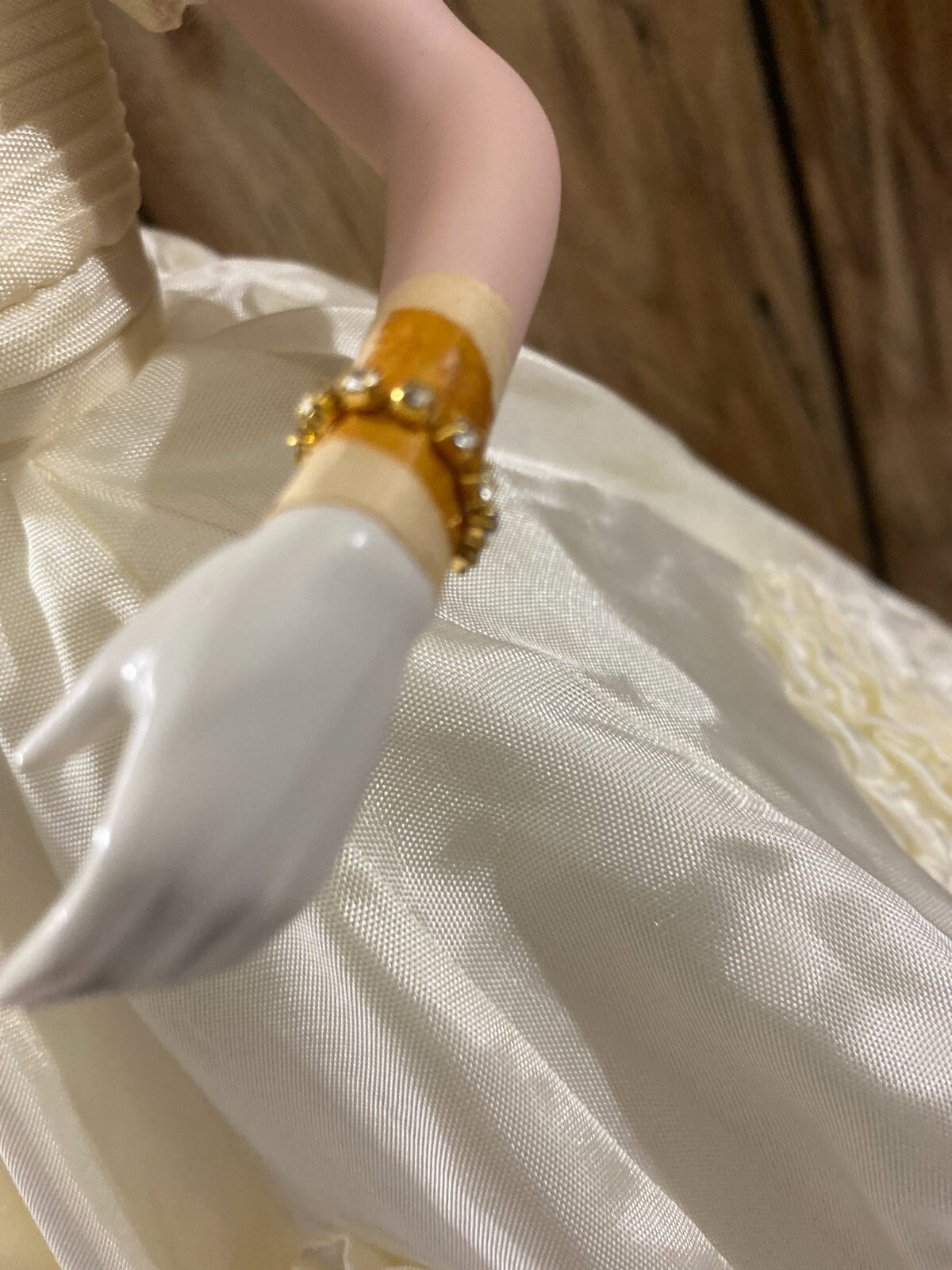 Franklin Heirloom The Jacqueline Kennedy In Wedding Dress Porcelain doll