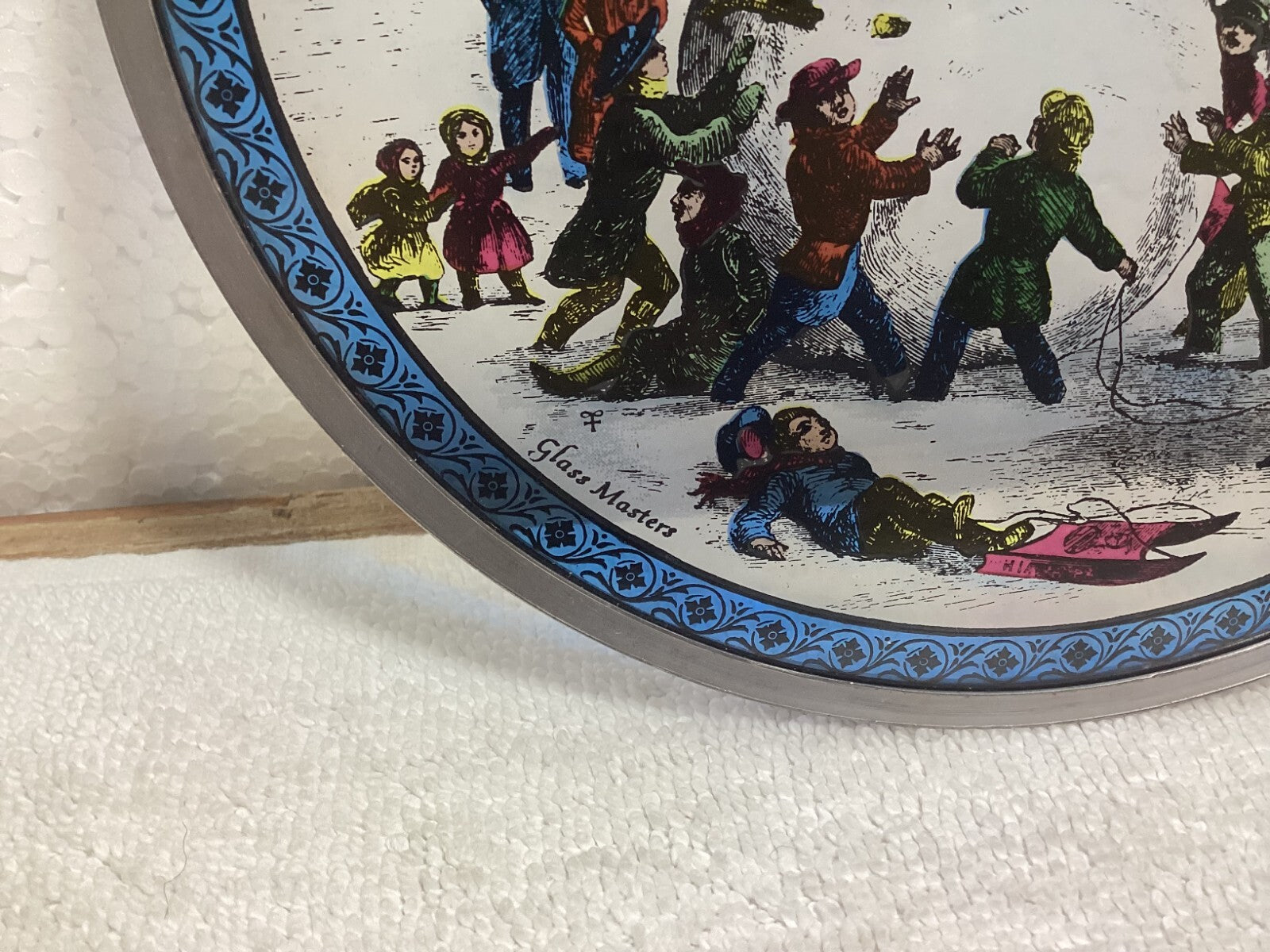 The Metropolitan Museum Of Art New York Round Hanging Stain Glass Plaque