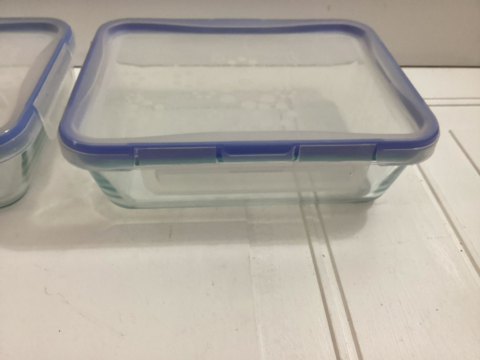 3 Pcs- 2 Pyrex Snapware Food Storage And 1 Pyrex Blue Glass Container
