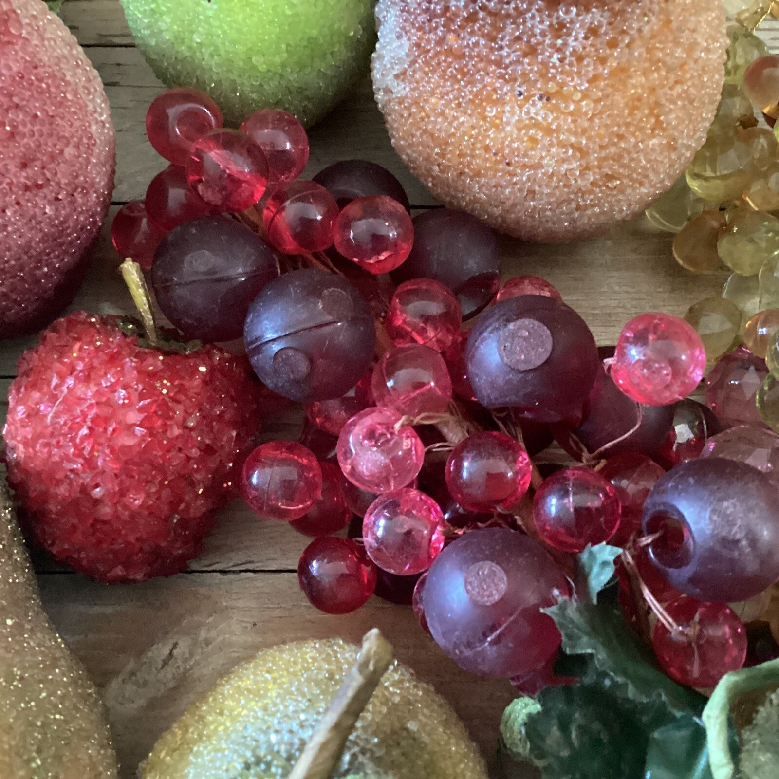 Assorted Kitchen And Dining Table Decoration Centerpiece Frosted Fruits 12 Pcs