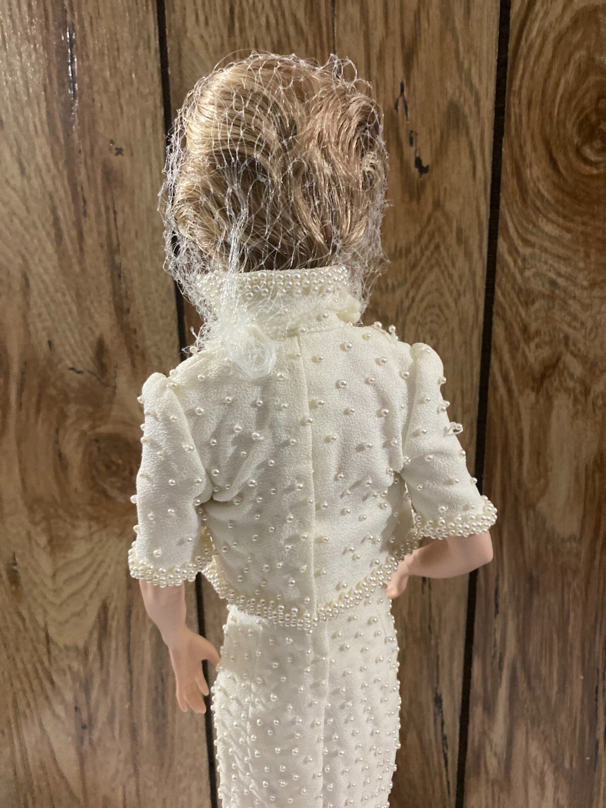 The Franklin Mint Diana Princess Of Wales Pearl Dress Porcelain Portrait Doll
