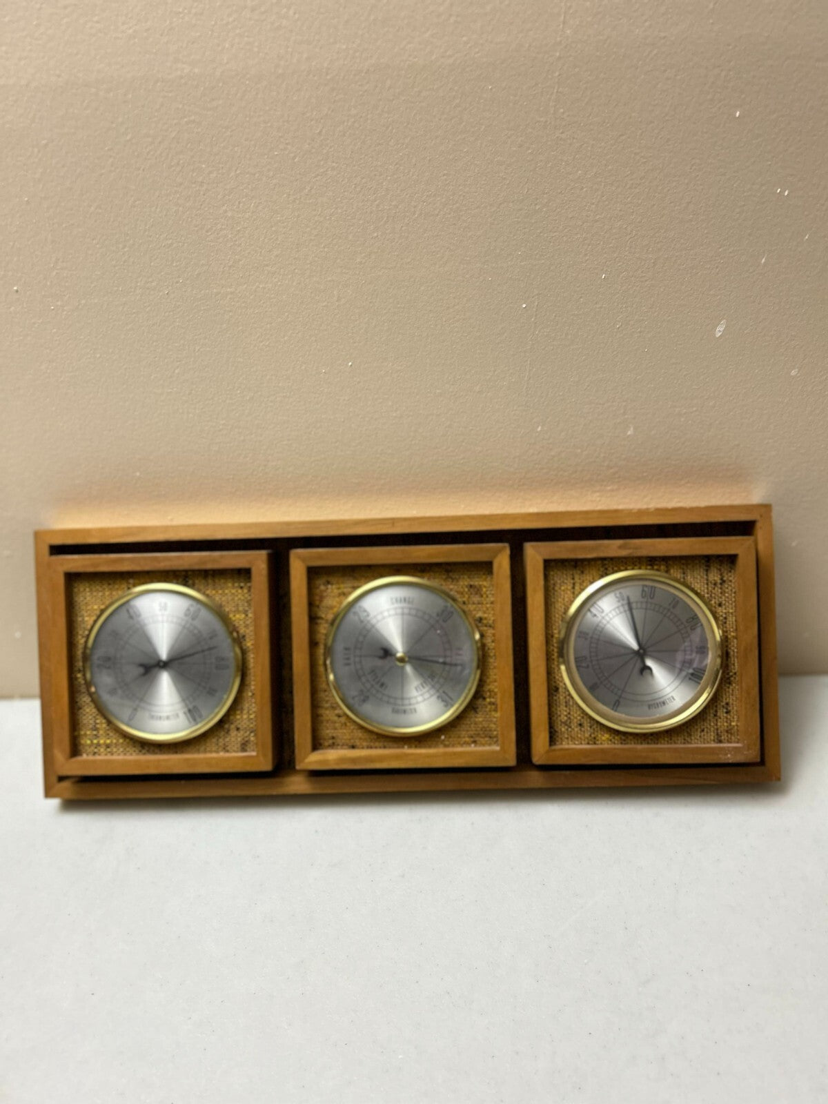 Vintage 3 In 1 In Wooden Brown Case Barometer, Thermometer And Hygrometer