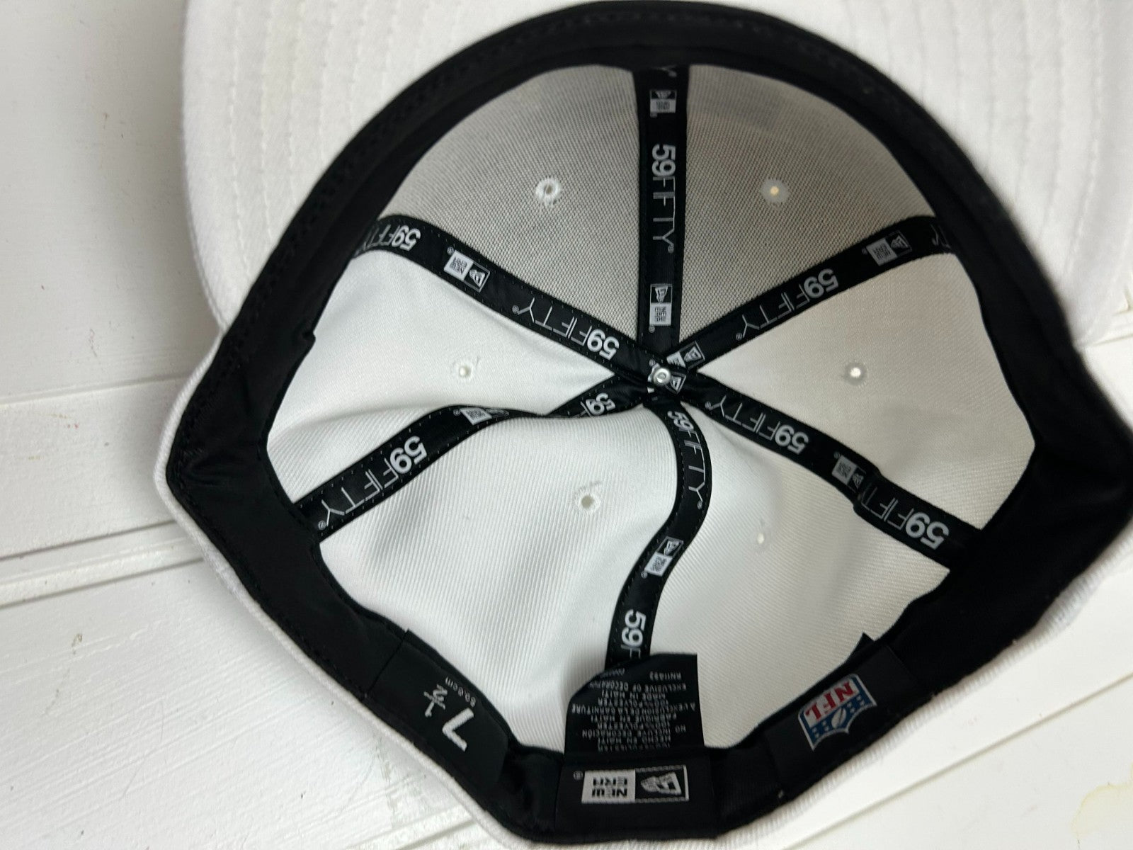 New Era NFL Las Vegas Raiders Football Team Cap Size 7.5(59.6 cm) - Pure White