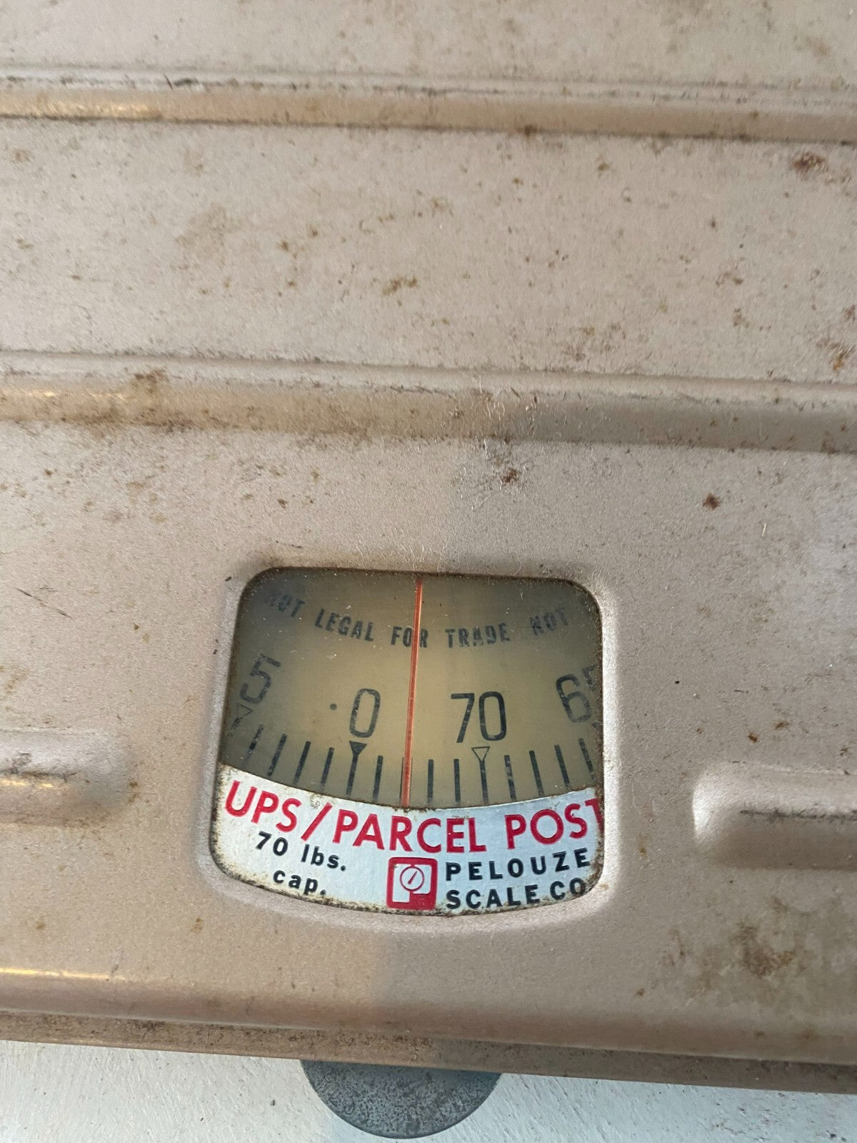 Vintage Pelouse Postage Scale