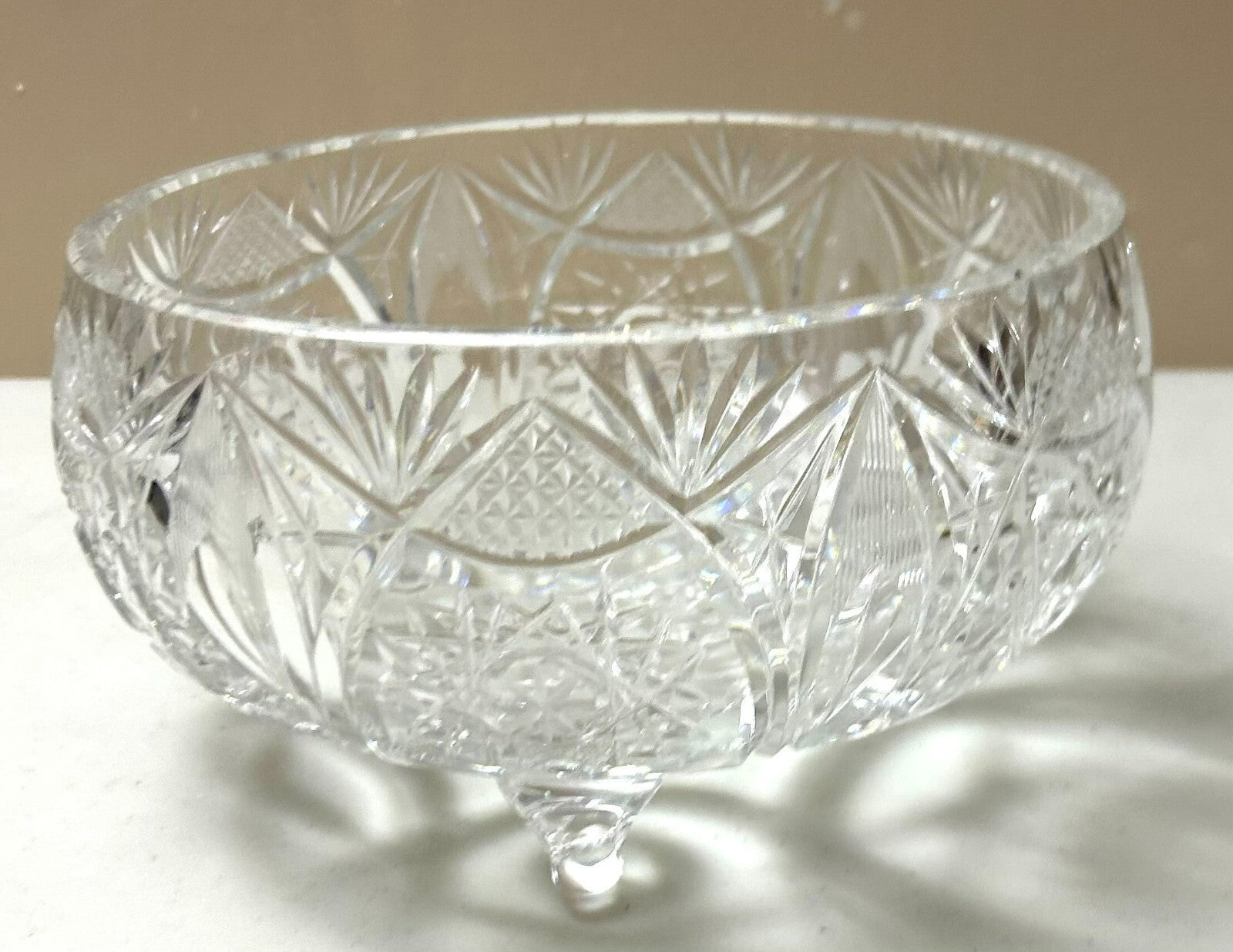 Vintage 3 Footed 8” Pinwheel Pattern Crystal Serving Bowl