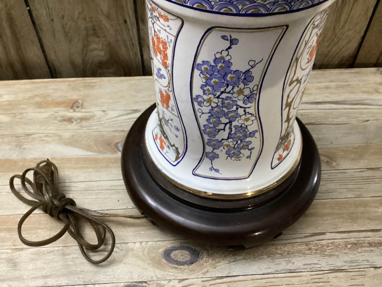 Mid Century Multicolor Modern Chinoiserie Floral Design Table Lamp Without Bulb