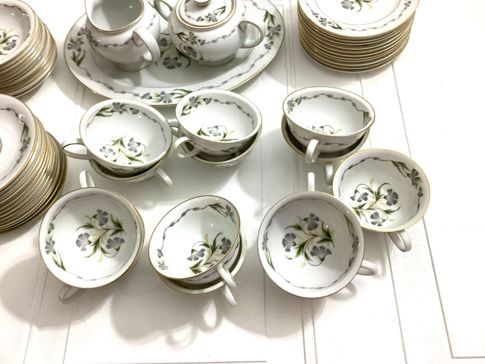 Vintage 93 Pcs Rosenthal Fantasia Fine China Dinner Set
